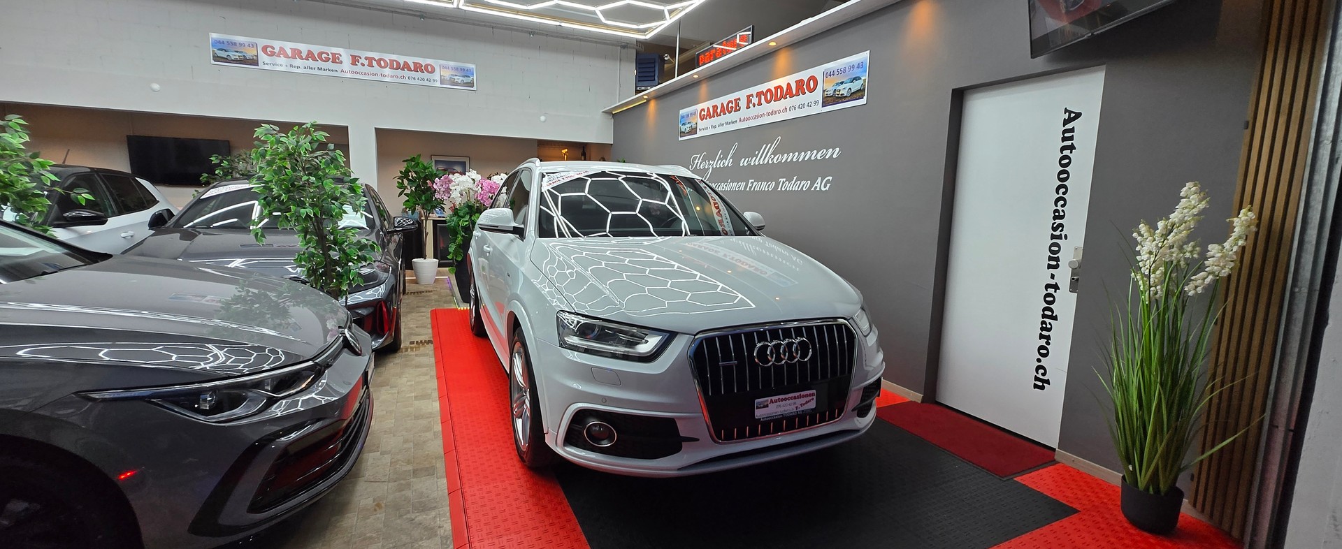 AUDI Q3 2.0 TFSI quattro S-tronic-image-28