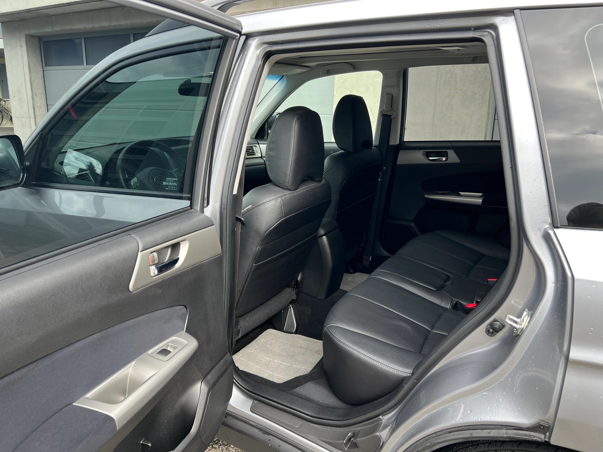 SUBARU Forester 2.5XS Special Edition Automatic 1.Hand *Km garantiert*-image-12
