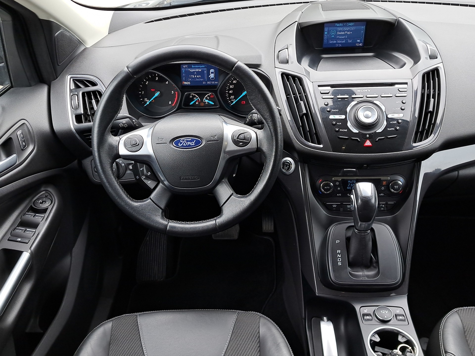FORD Kuga 2.0 TDCi Titanium 4WD PowerShift *Anhängerkupplung*-image-8