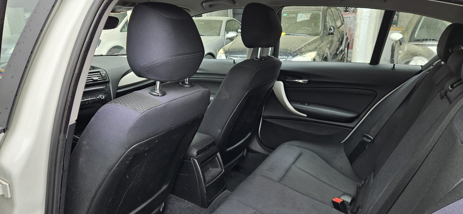 BMW 116i-image-6