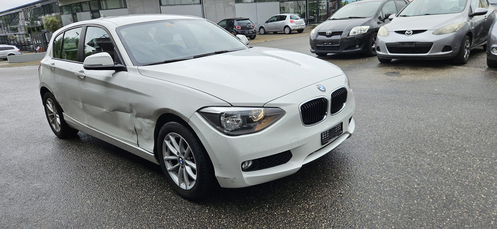 BMW 116i-image-9
