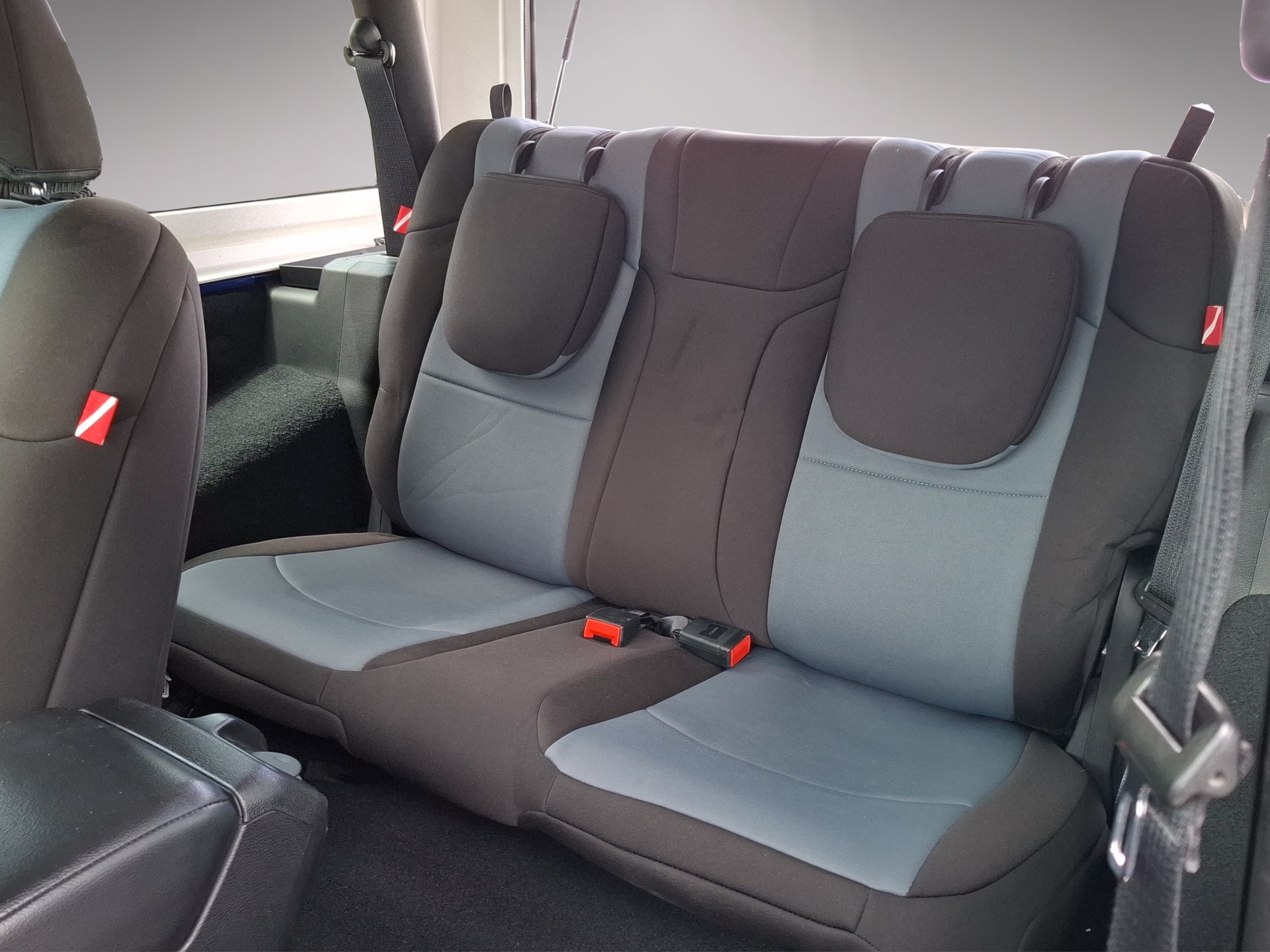 JEEP Wrangler 2.2MJ Sport Automatic-image-5