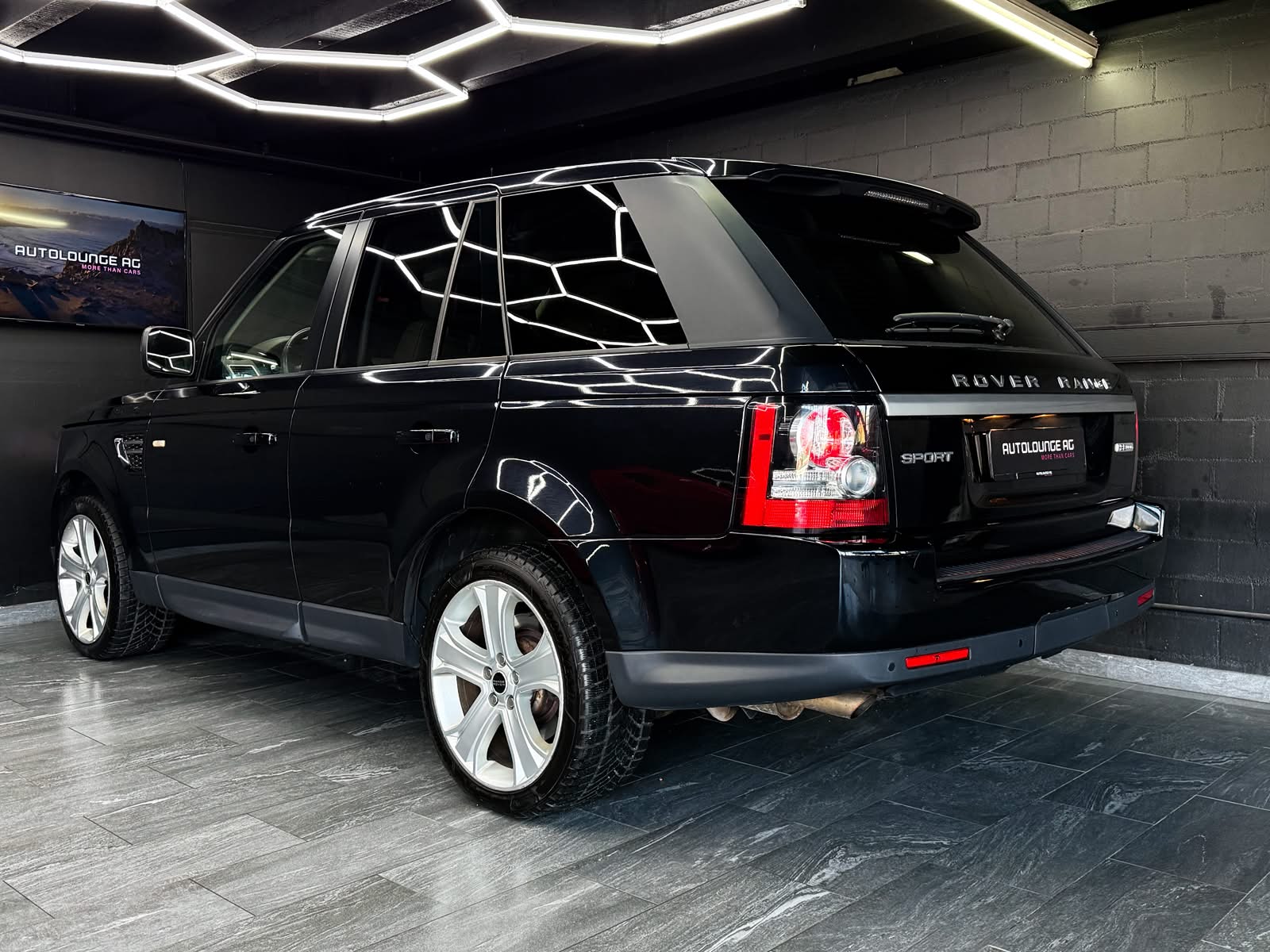 LAND ROVER Range Rover Sport 3.0 TDV6 SE Automatic-showroom-element-3