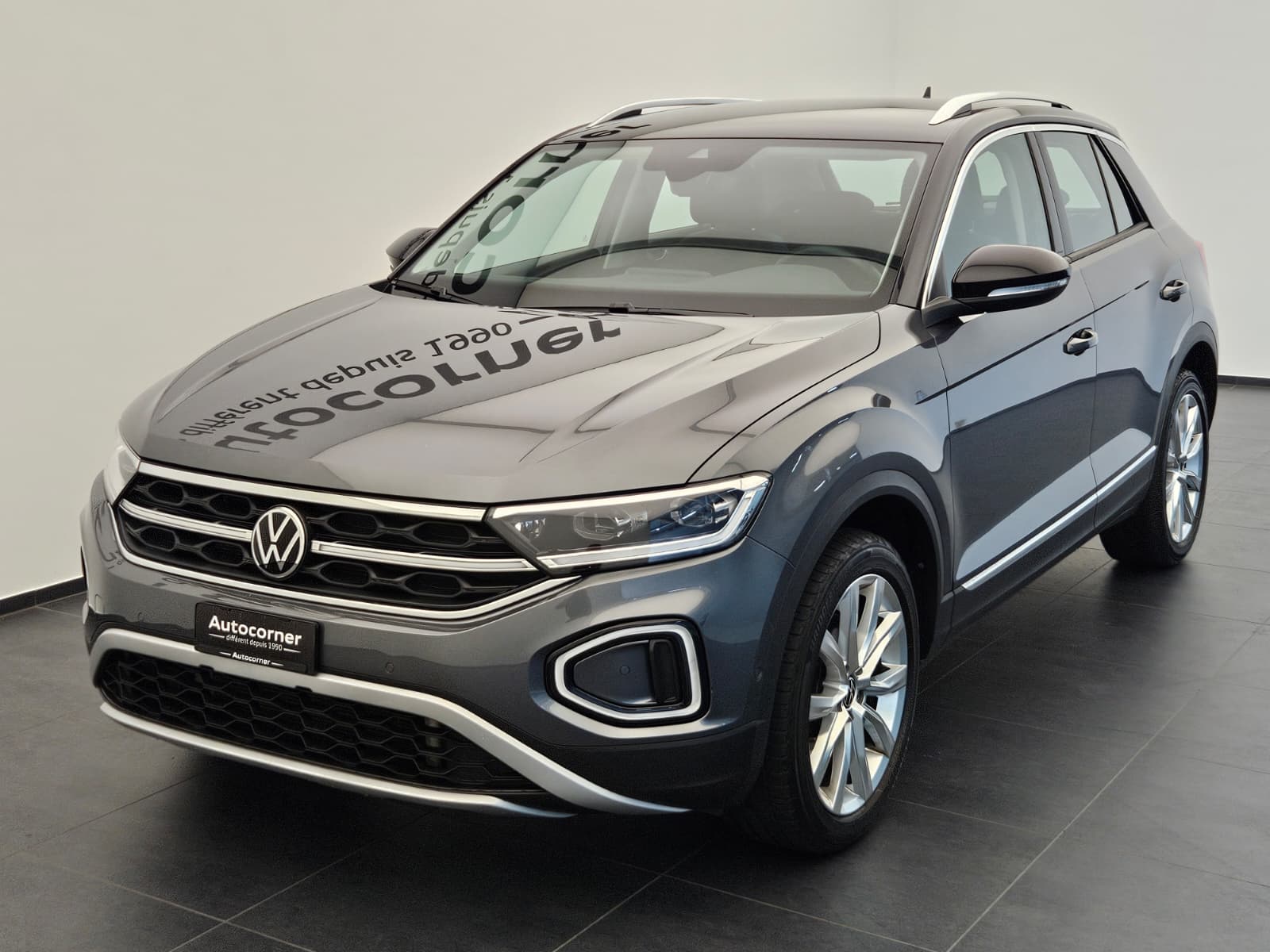 VW T-Roc 2.0 TSI Style DSG 4Motion-image-2