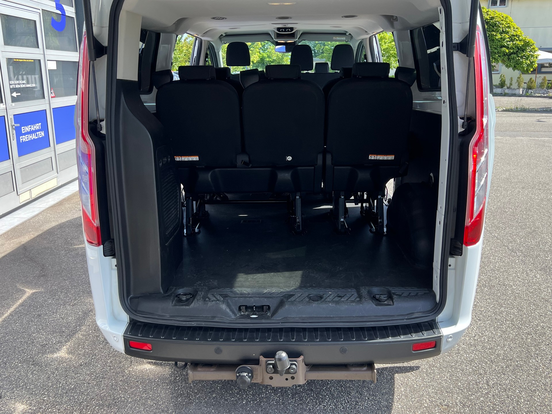 FORD Transit C Kombi 320 L2 2.0 TDCi 130 Trend * 9 Plätze * AHK *-image-14
