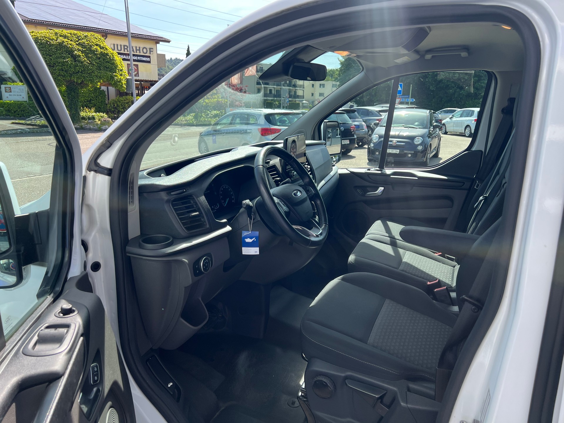 FORD Transit C Kombi 320 L2 2.0 TDCi 130 Trend * 9 Plätze * AHK *-image-6