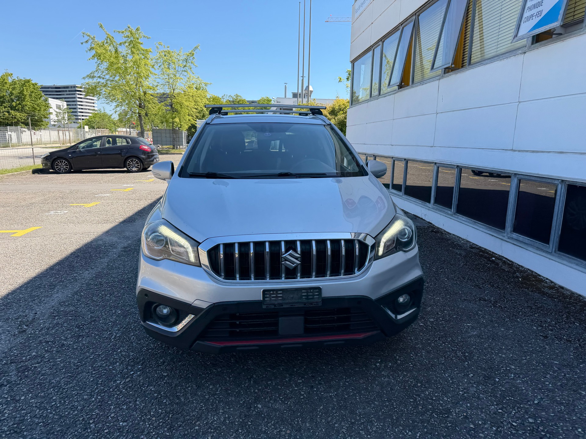 SUZUKI SX4 S-Cross 1.4 16VSergio Cellano Top 4WD Autom.-image-1