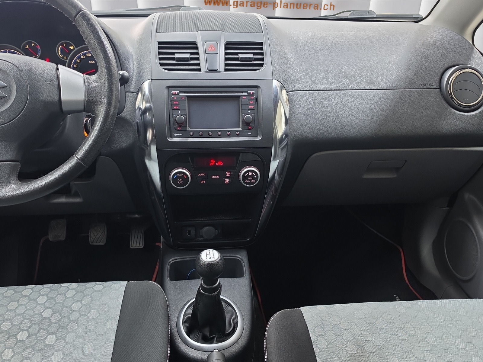 SUZUKI SX4 1.6 16V GL Top S.Cellano 4WD-image-9