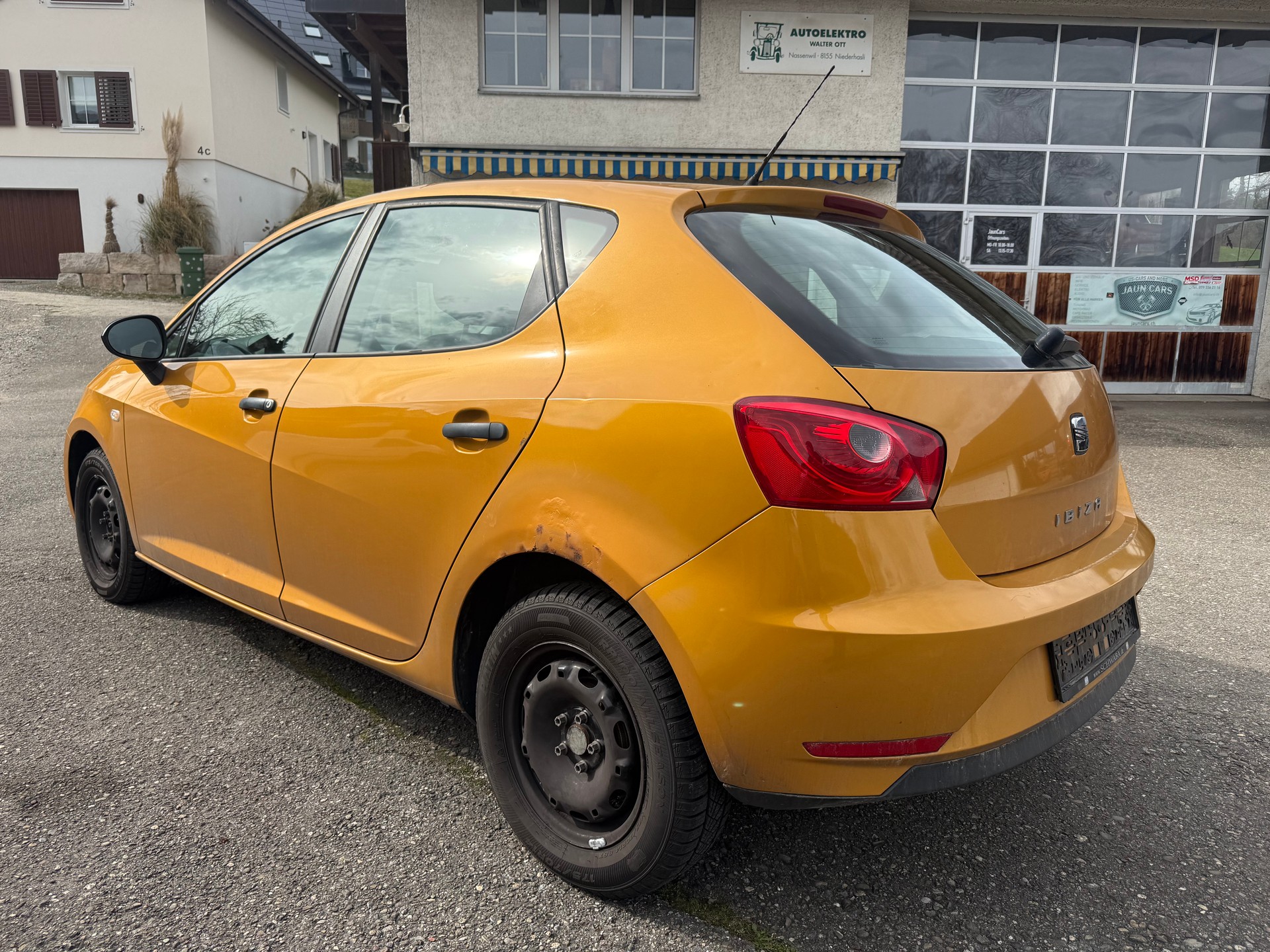 SEAT Ibiza ST 1.4 Style-image-6