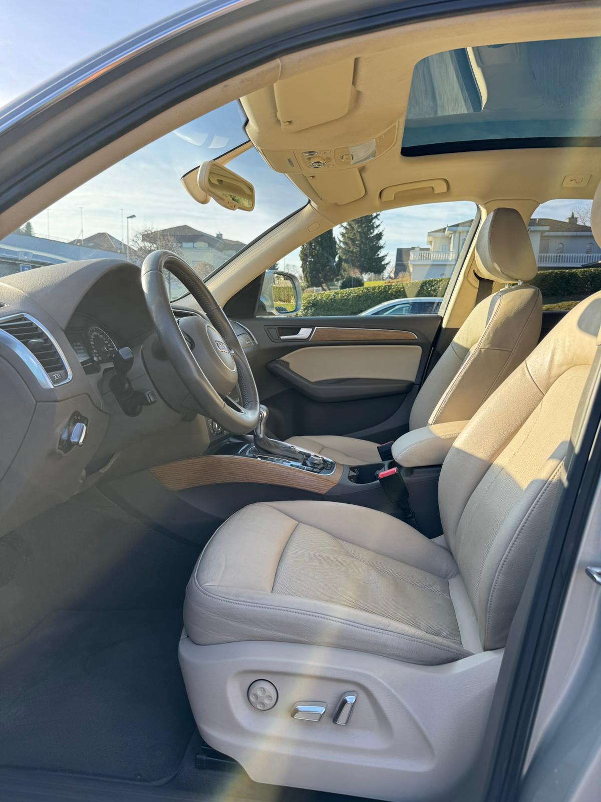 AUDI Q5 2.0 TFSI quattro tiptronic-image-4