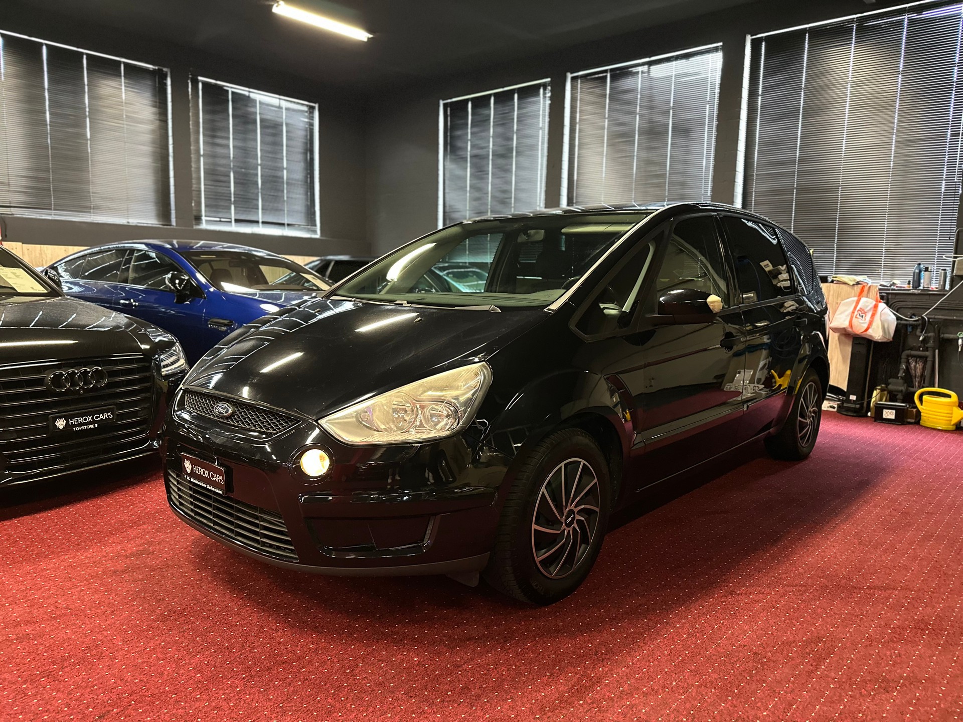 FORD S-Max 2.0i DuraTec Trend / ** 7 Sitze - Ab MFK & Frisch ab Service **-image-5