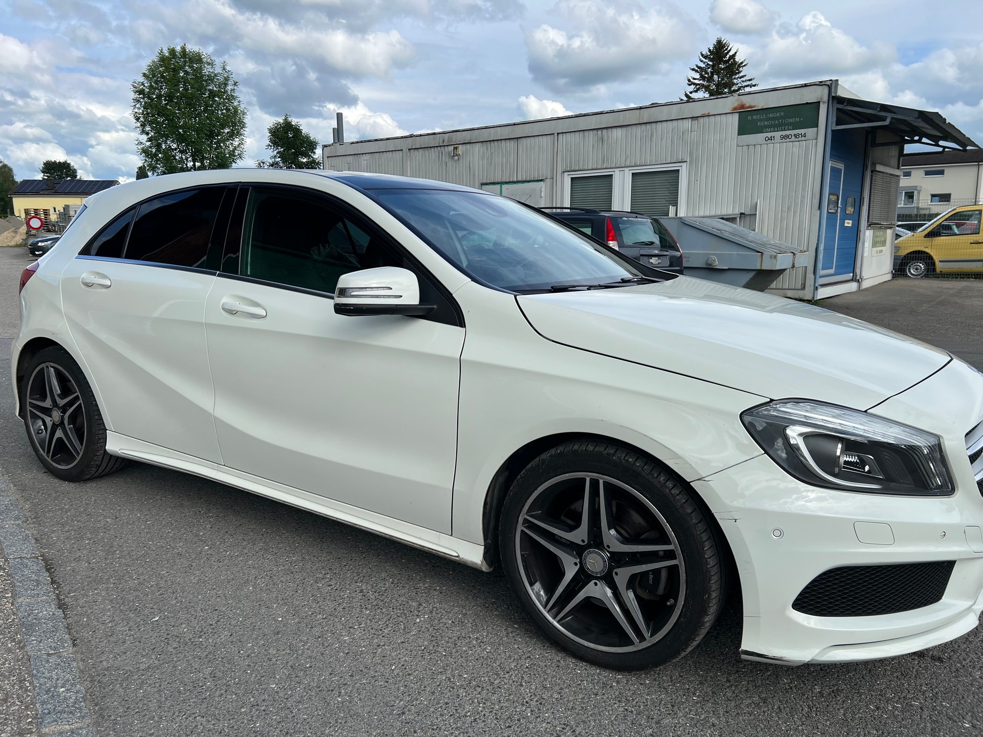 MERCEDES-BENZ A 250 AMG Line 4Matic 7G-DCT-image-2