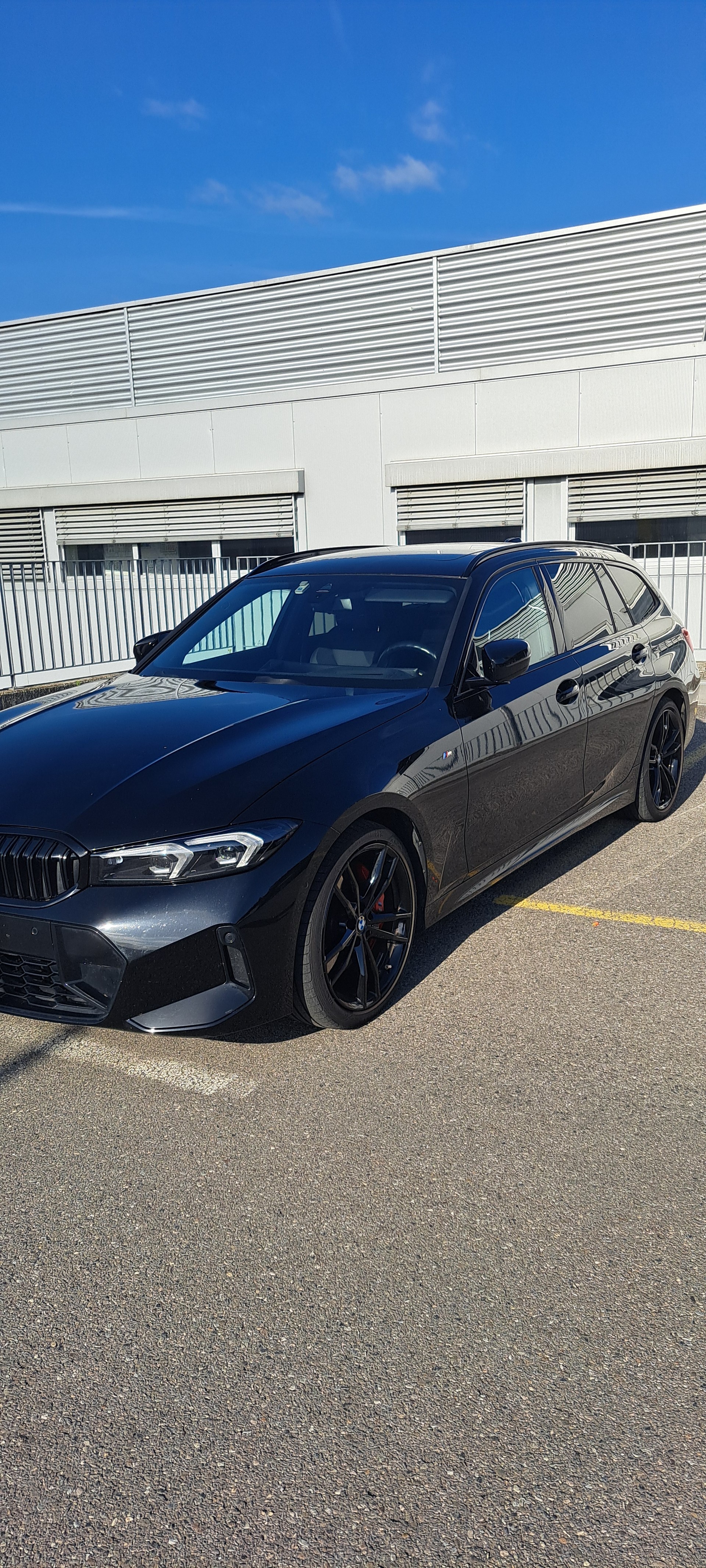 BMW 320d xDrive-image-2