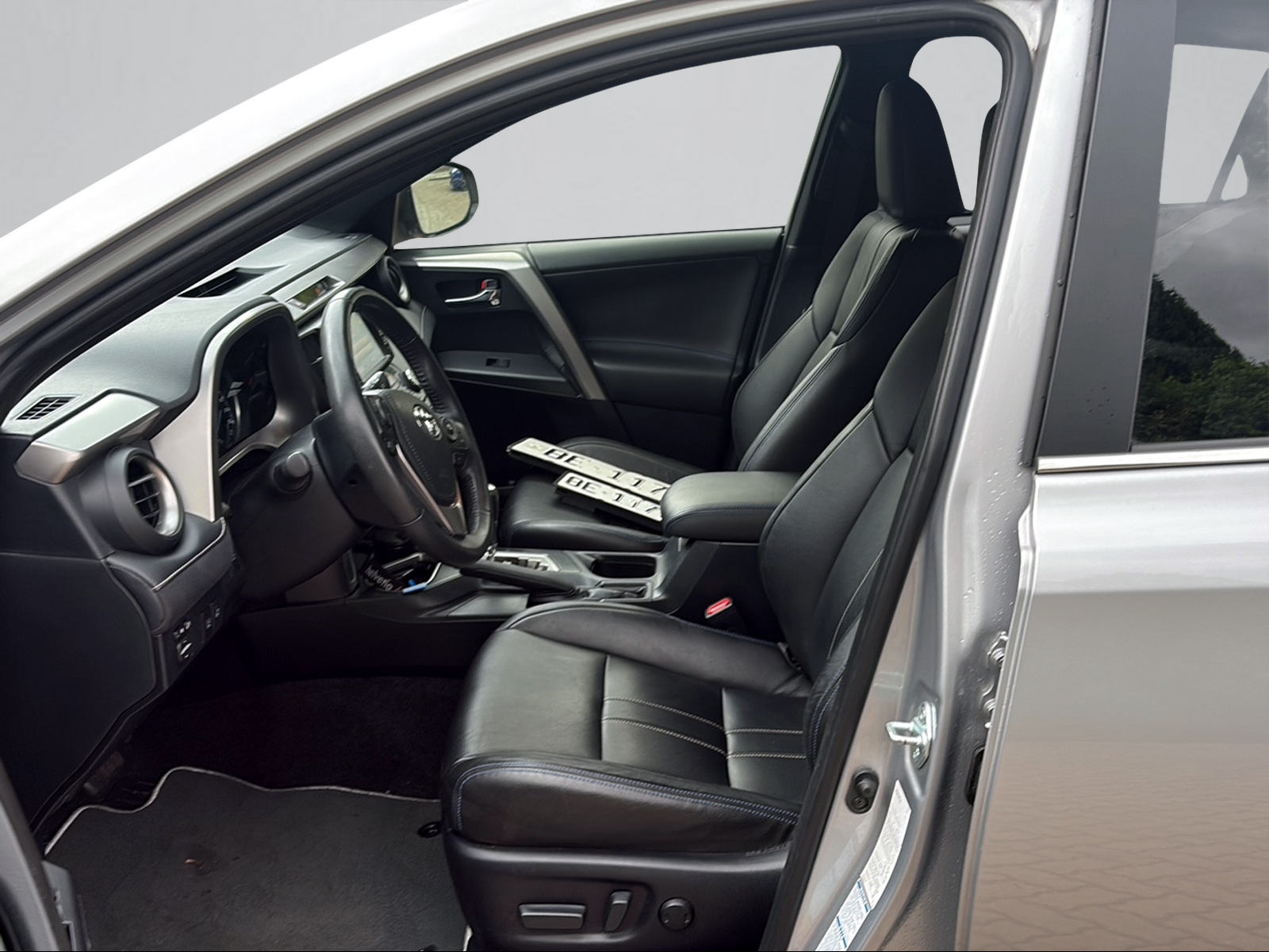 TOYOTA RAV-4 2.5 HSD Sapphire e-CVT-image-4