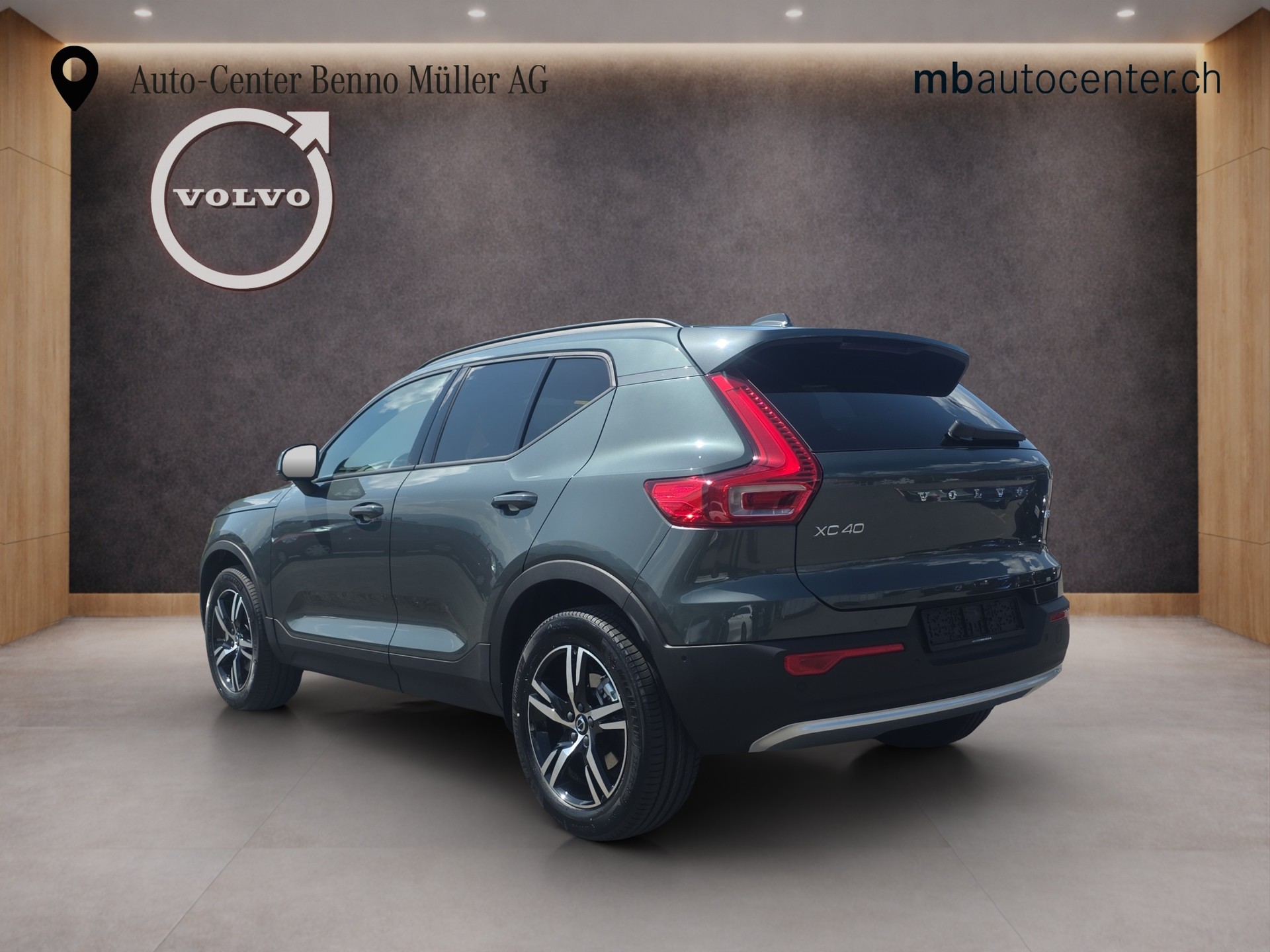 VOLVO XC40 2.0 B3 MH Core-image-2