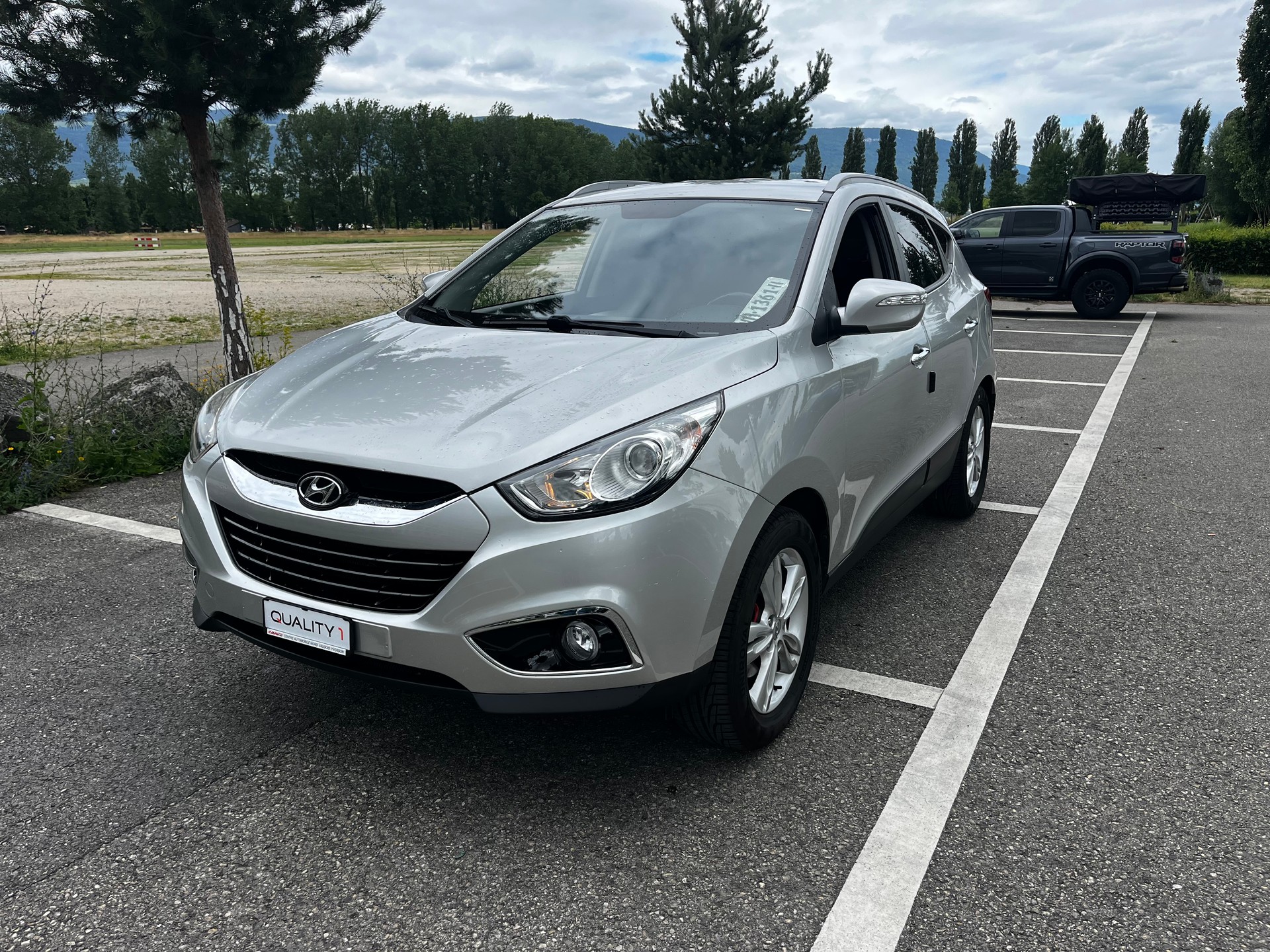 HYUNDAI iX 35 2.0 CRDi Style 4WD-image-2