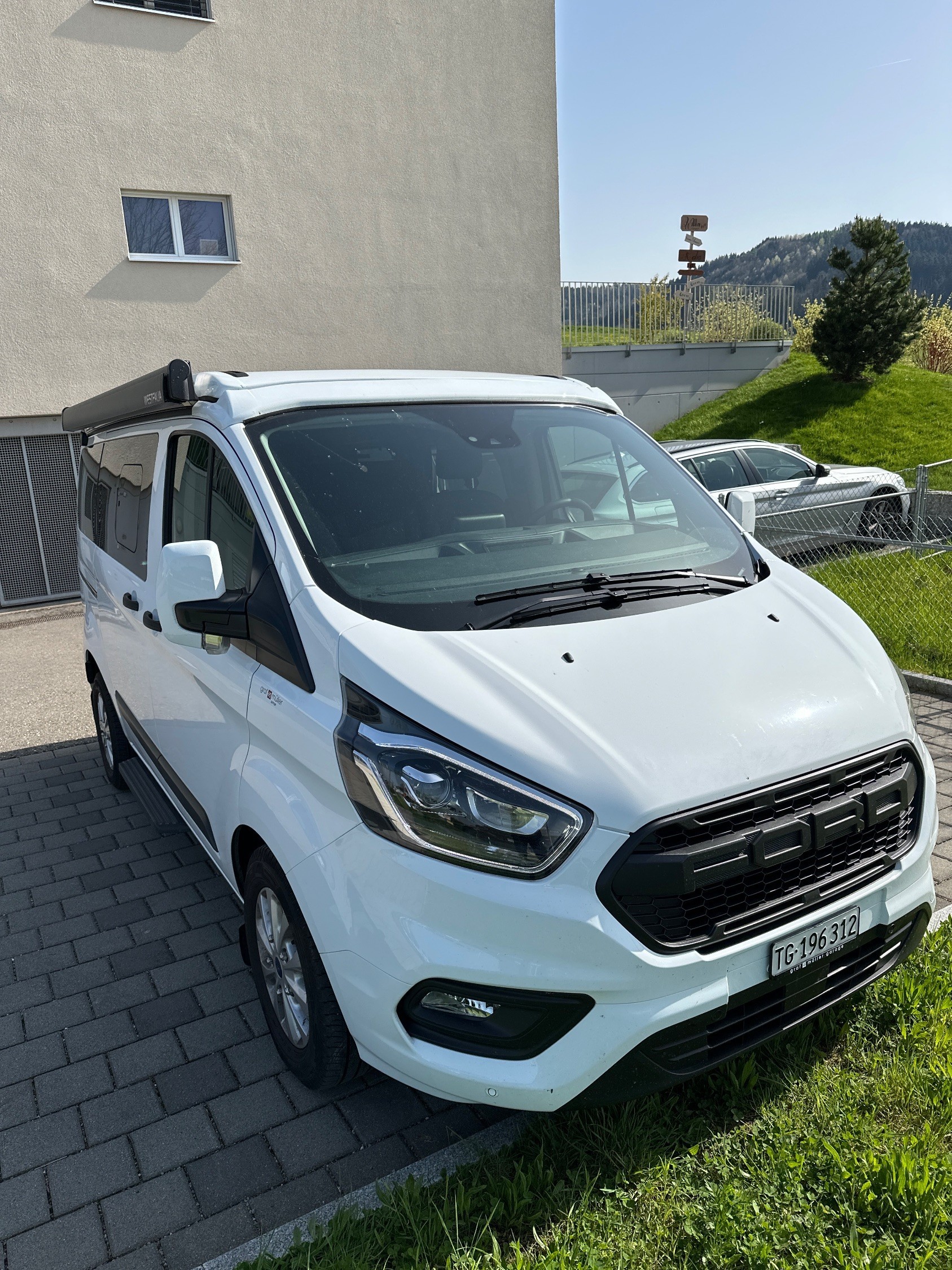 FORD Nugget L1-image-1