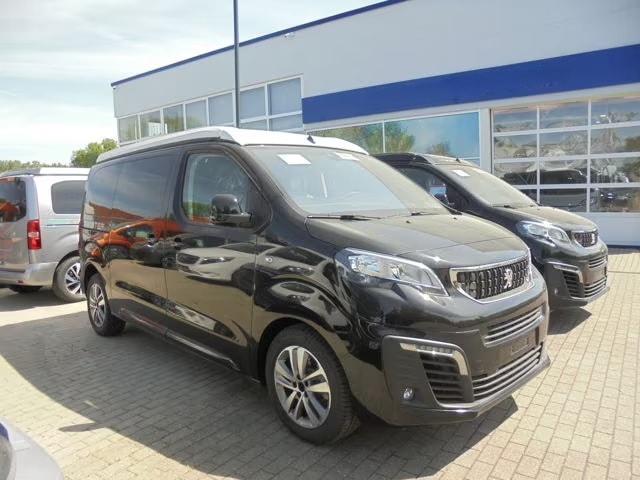 PEUGEOT Pössl Vanster-showroom-element-2