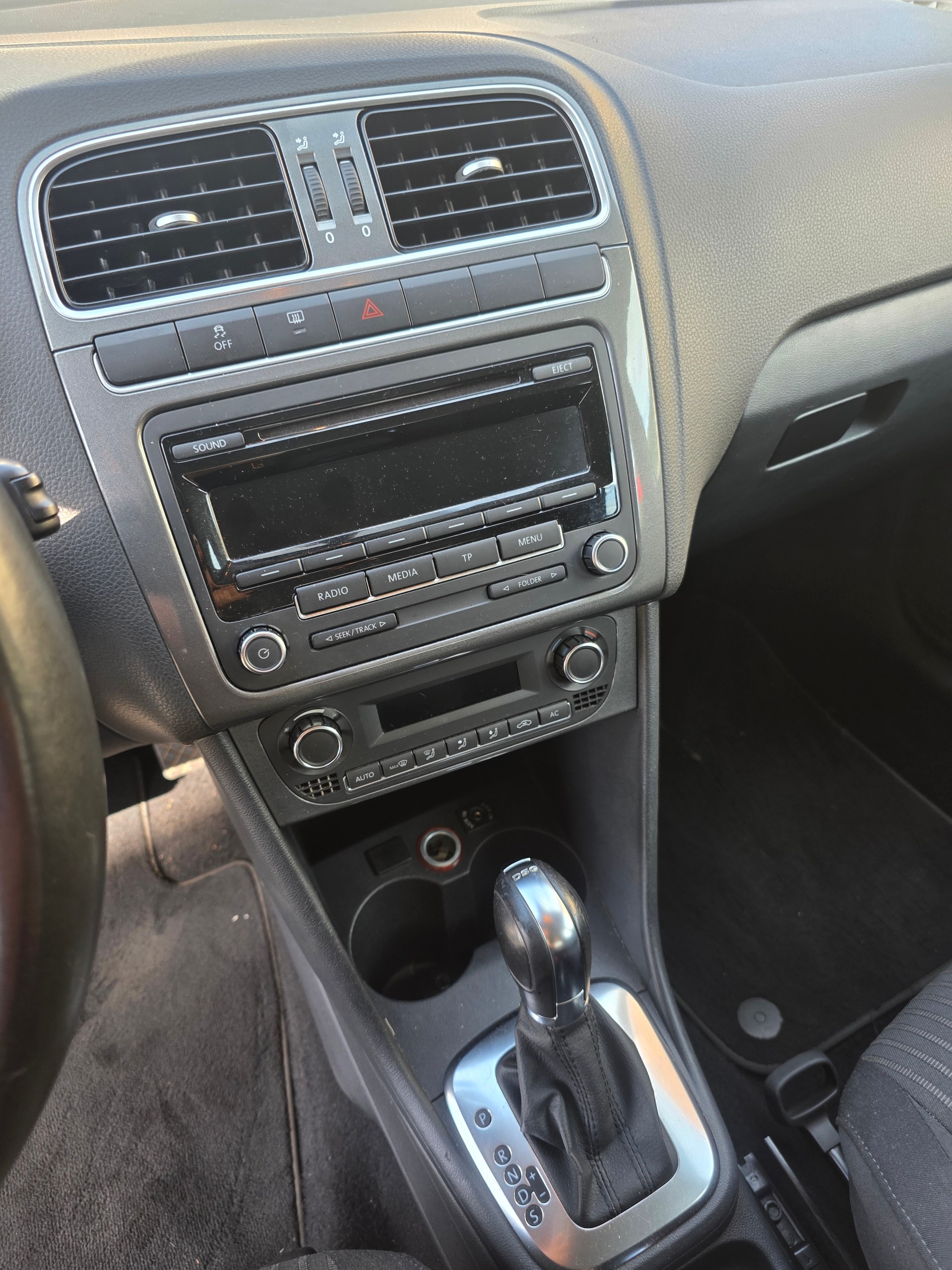 VW Polo 1.2 TSI Highline DSG-image-7