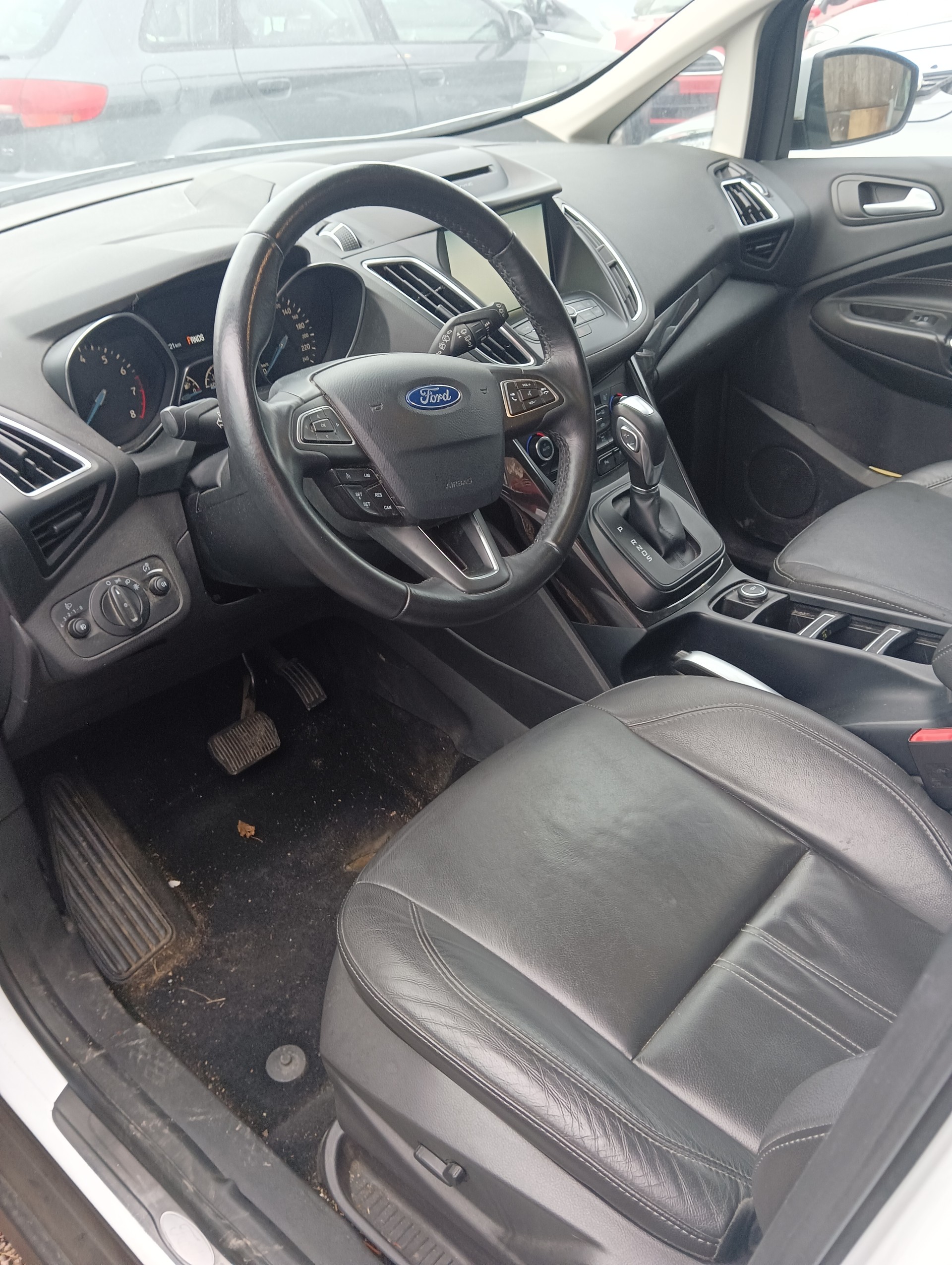 FORD GrC-Max 1.5 SCTi Titanium Automat-image-3