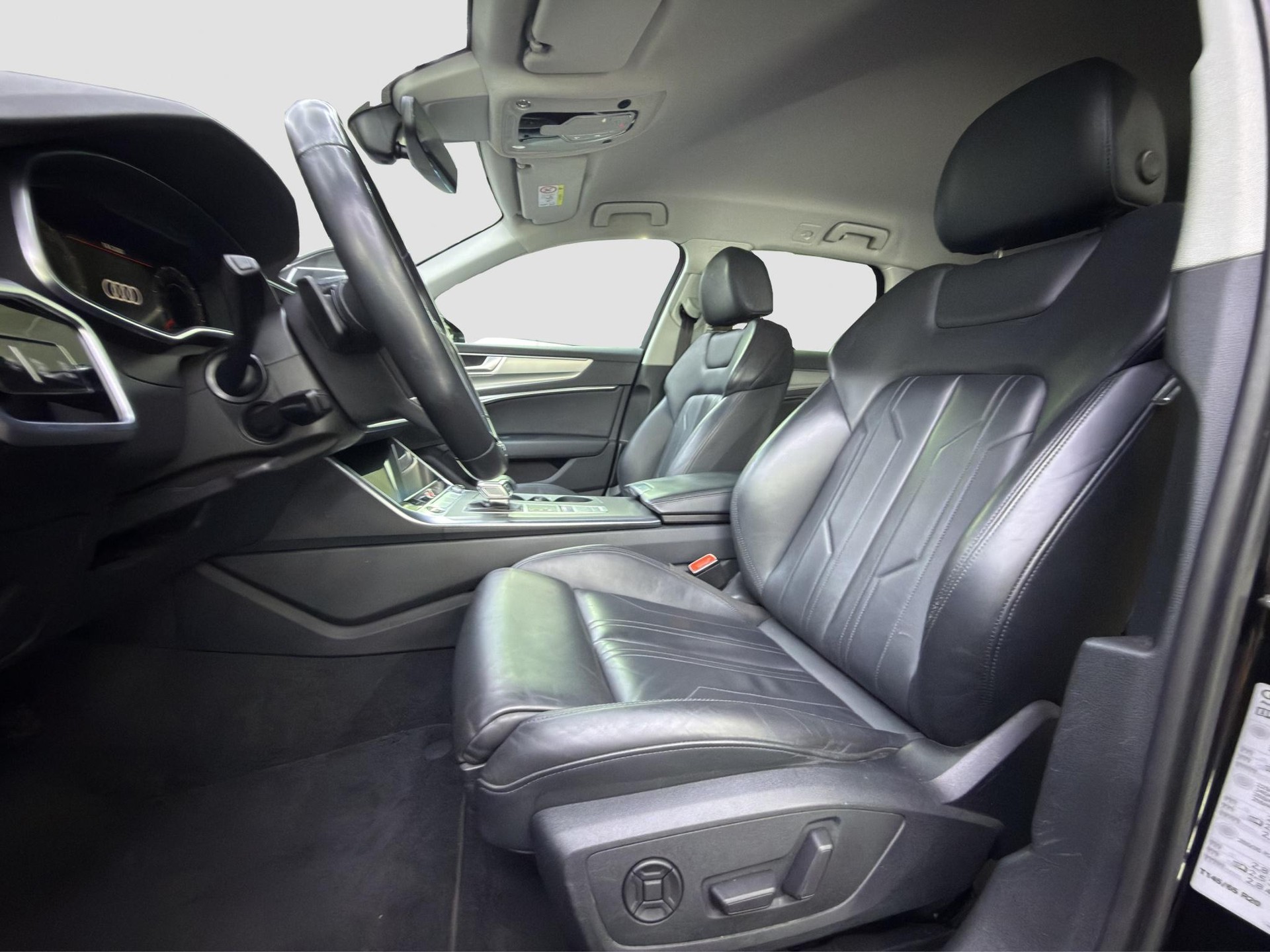 AUDI A6 Avant 45 TFSI Sport S-tronic-image-8
