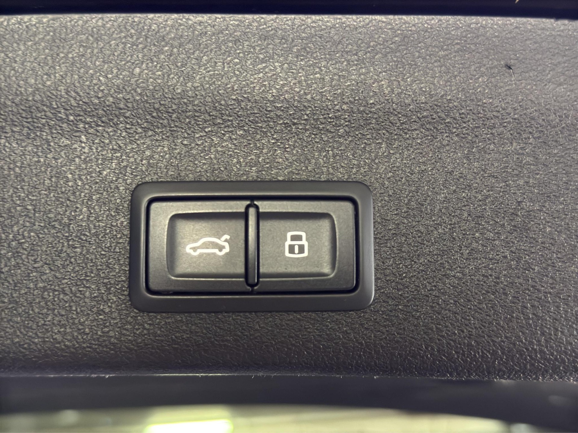 AUDI A6 Avant 45 TFSI Sport S-tronic-image-7