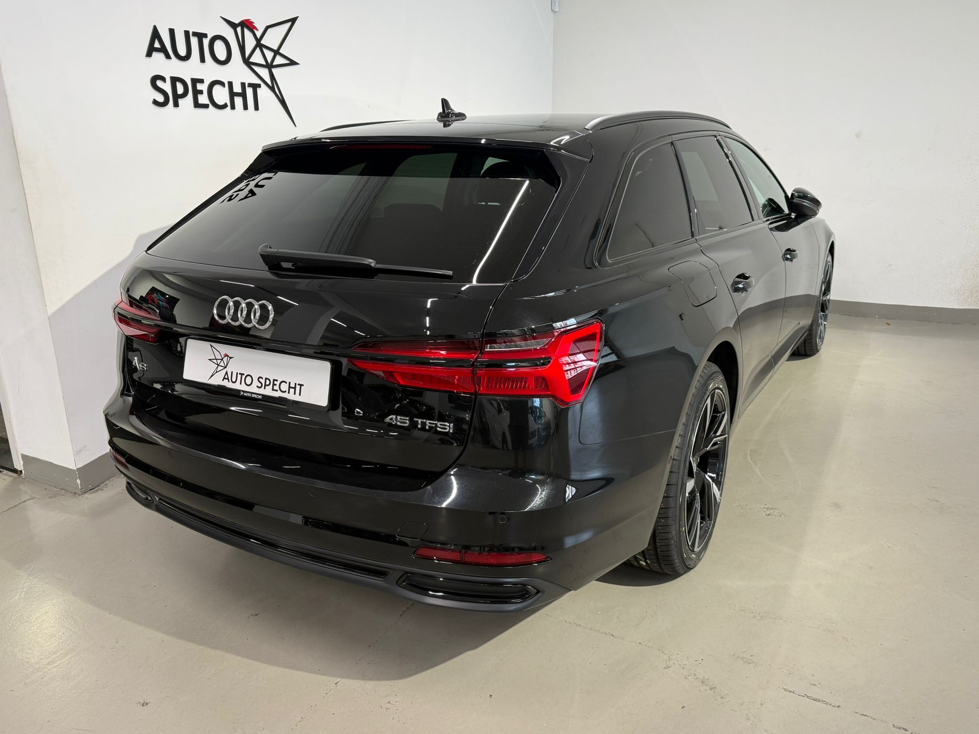 AUDI A6 Avant 45 TFSI Sport S-tronic-image-4