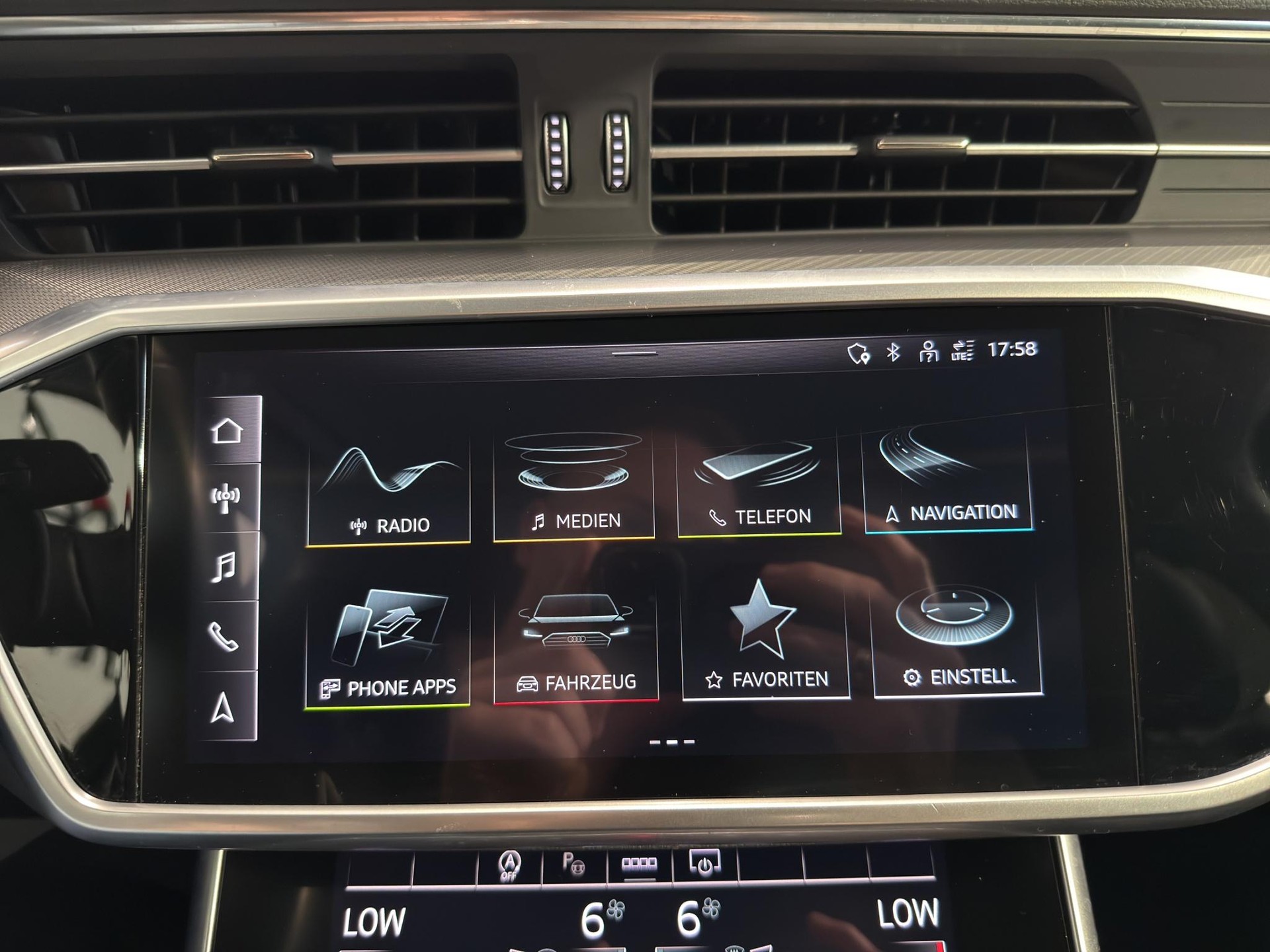 AUDI A6 Avant 45 TFSI Sport S-tronic-image-24