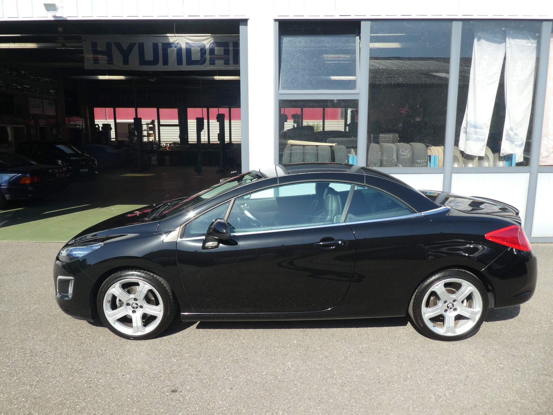 PEUGEOT 308 CC 1.6 16V Turbo Allure Automatic-image-13