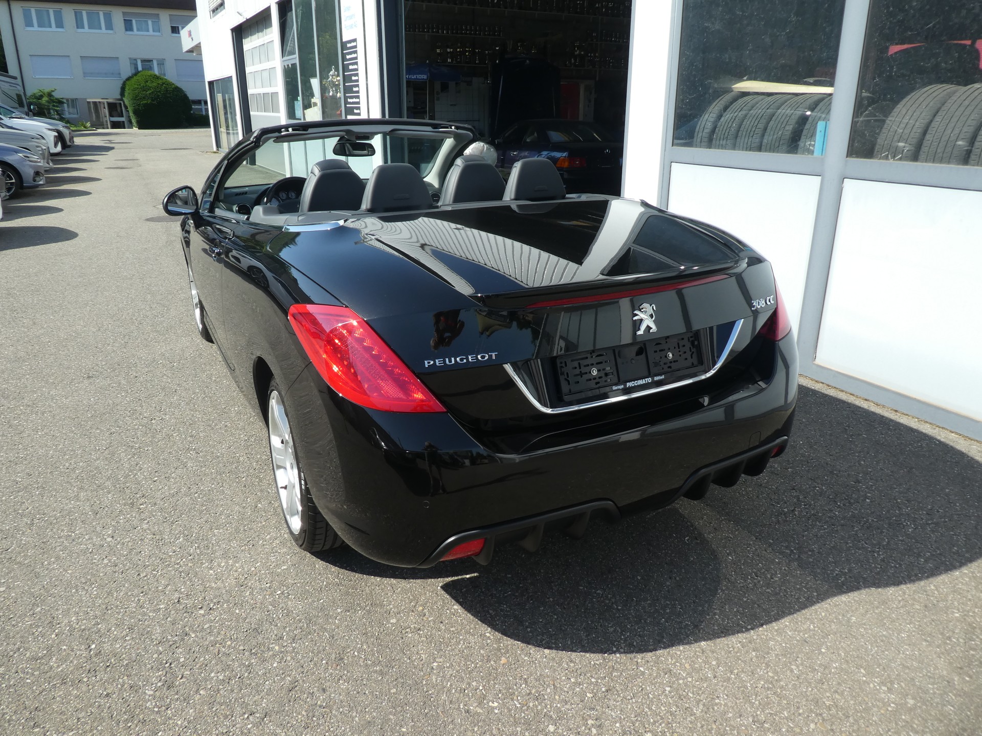 PEUGEOT 308 CC 1.6 16V Turbo Allure Automatic-image-2