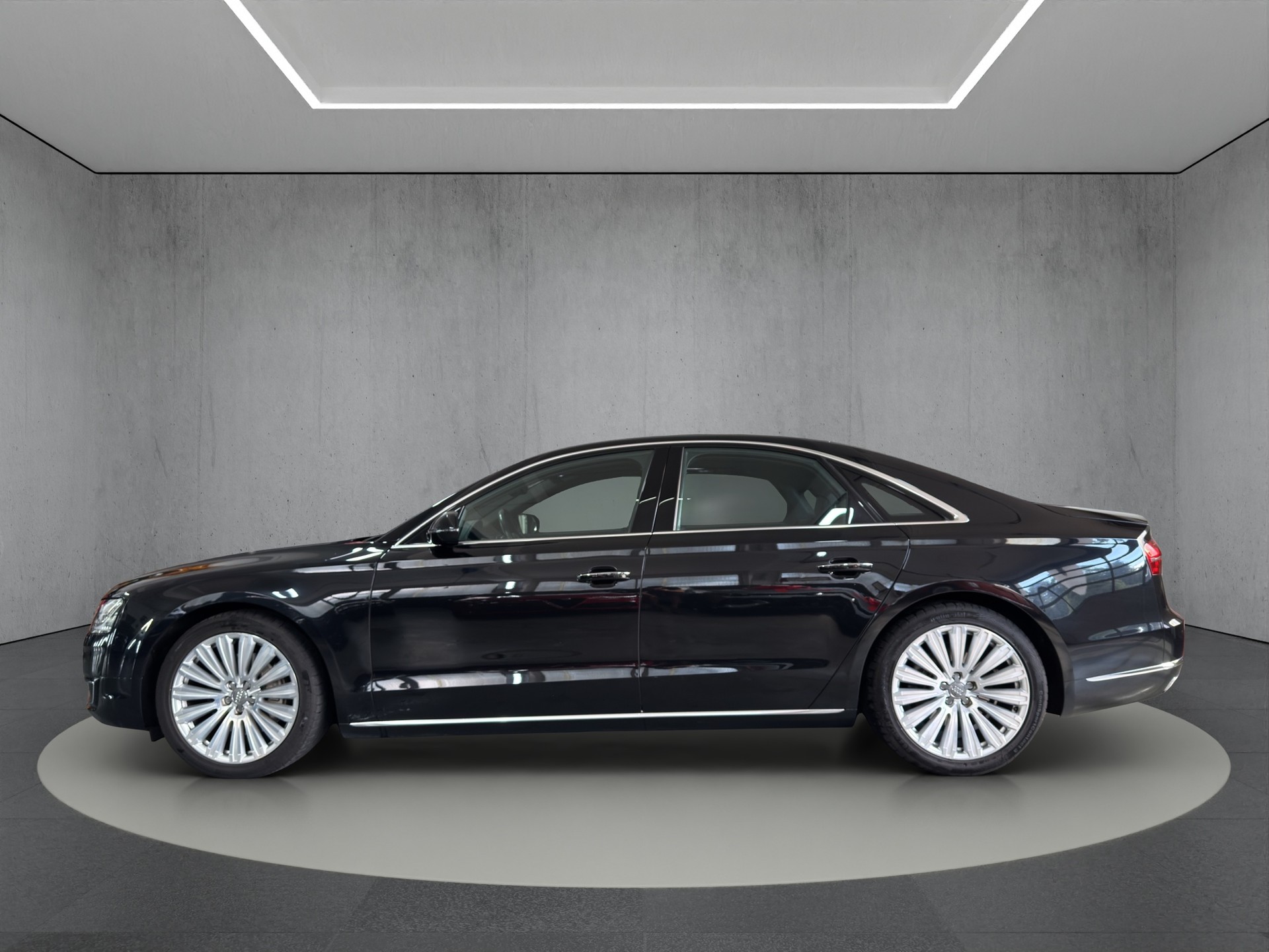 AUDI 3.0 V6 TDI quattro *Pano-Luftfederung-Bose*-image-1