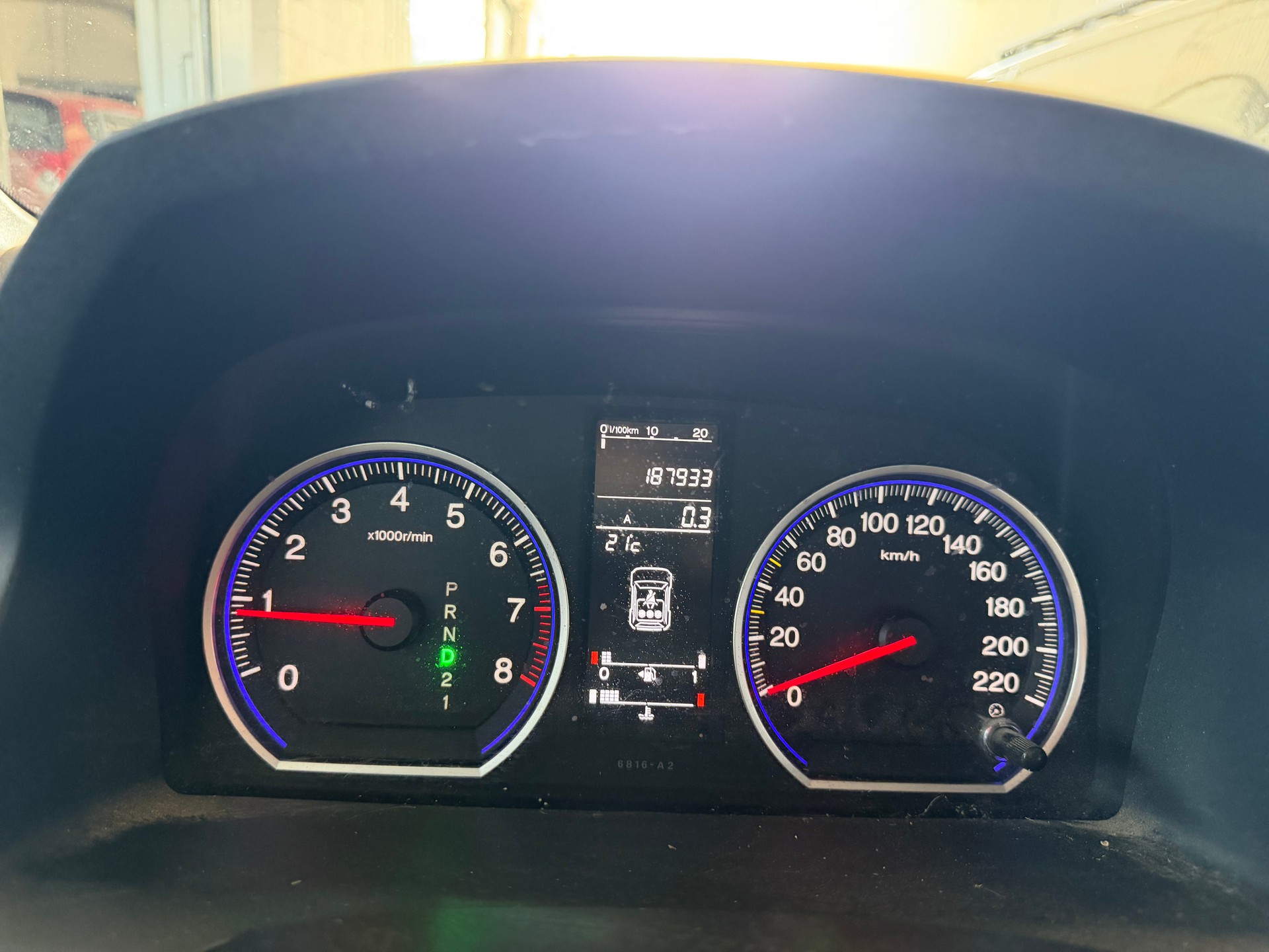 HONDA CR-V-image-10