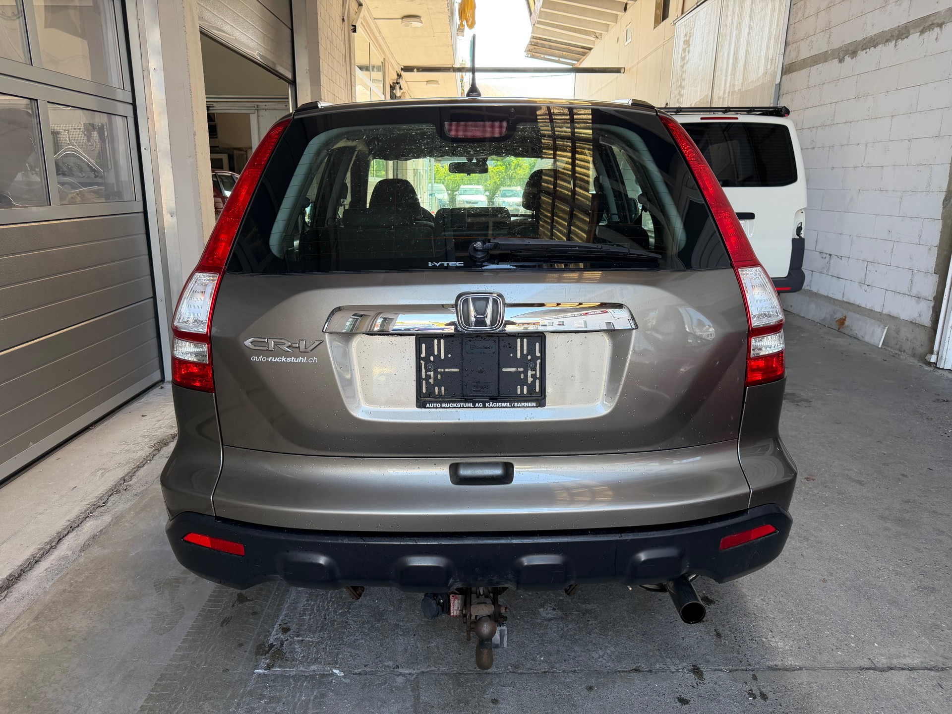 HONDA CR-V-image-3