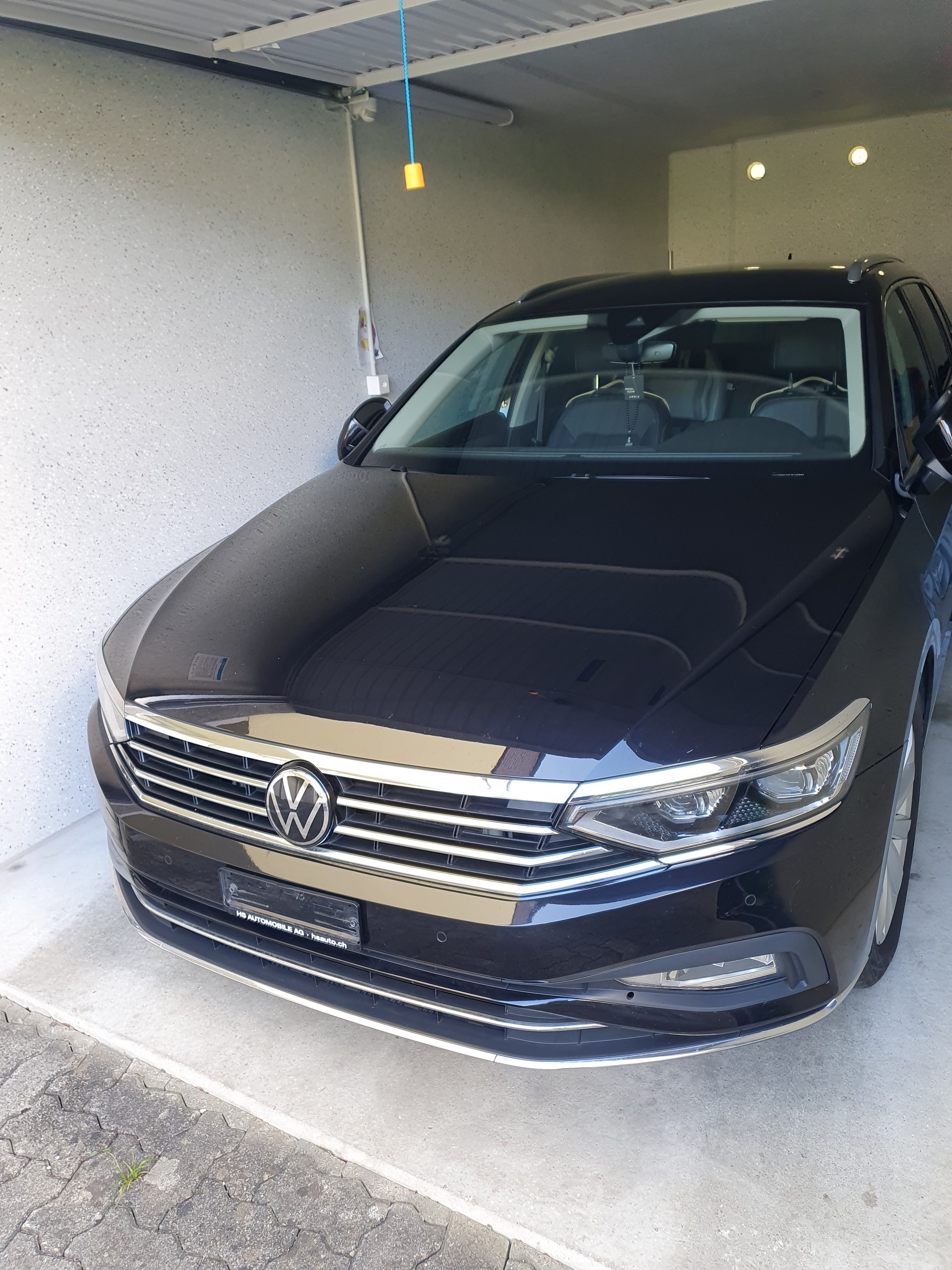 VW PASSAT-image-0