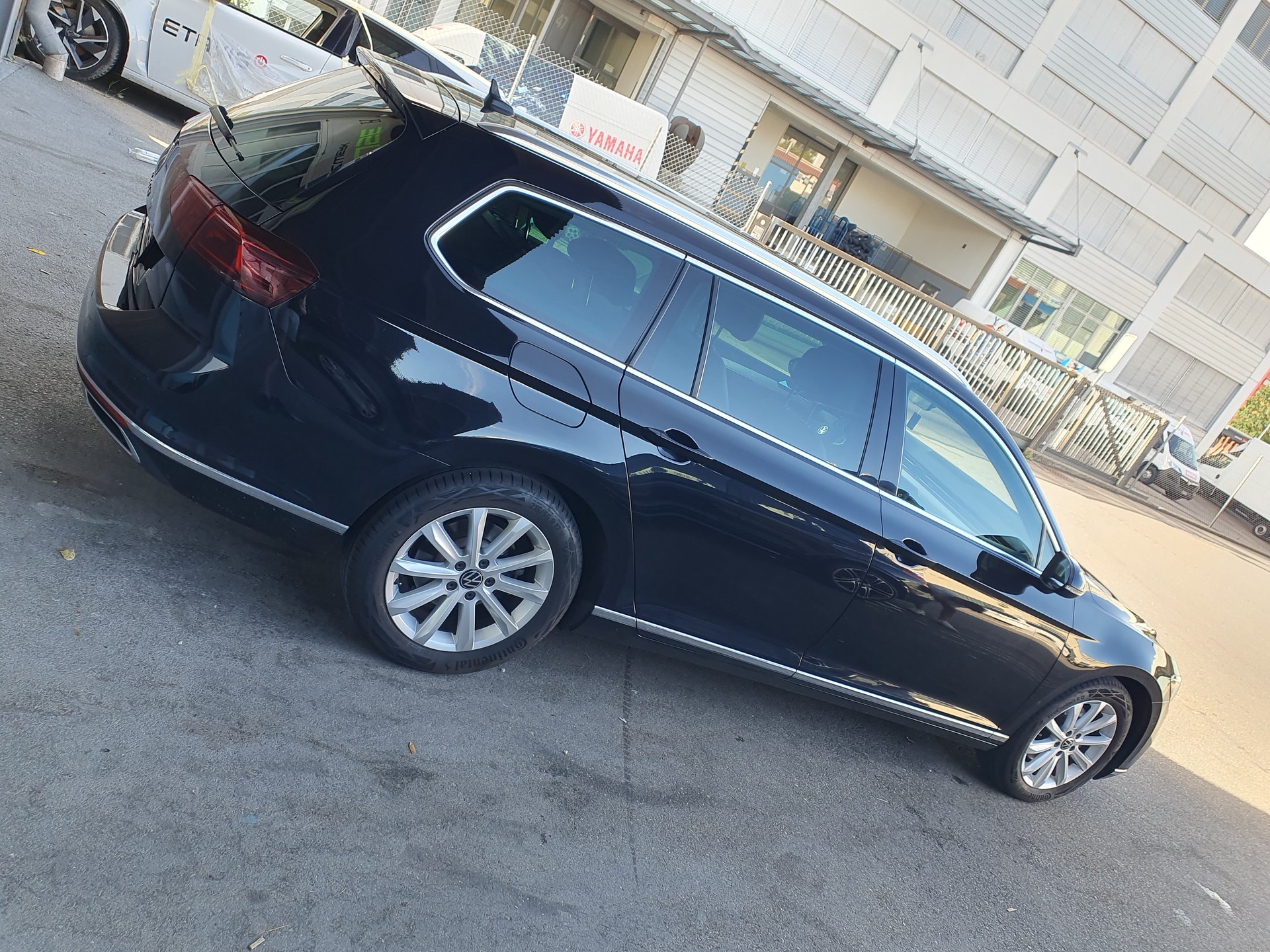 VW PASSAT-image-4