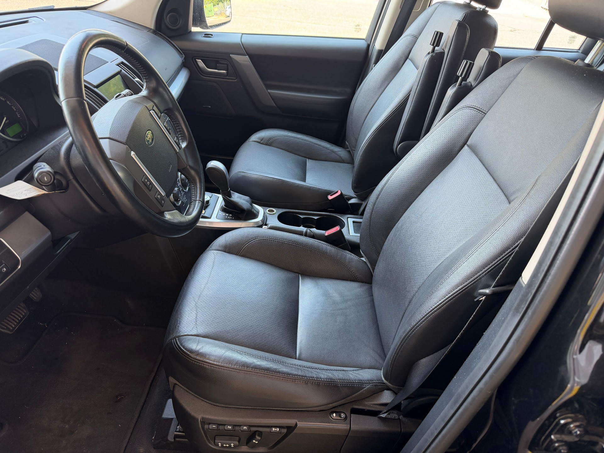 LAND ROVER Freelander 2.2 TD4 Sport Automatic-image-7