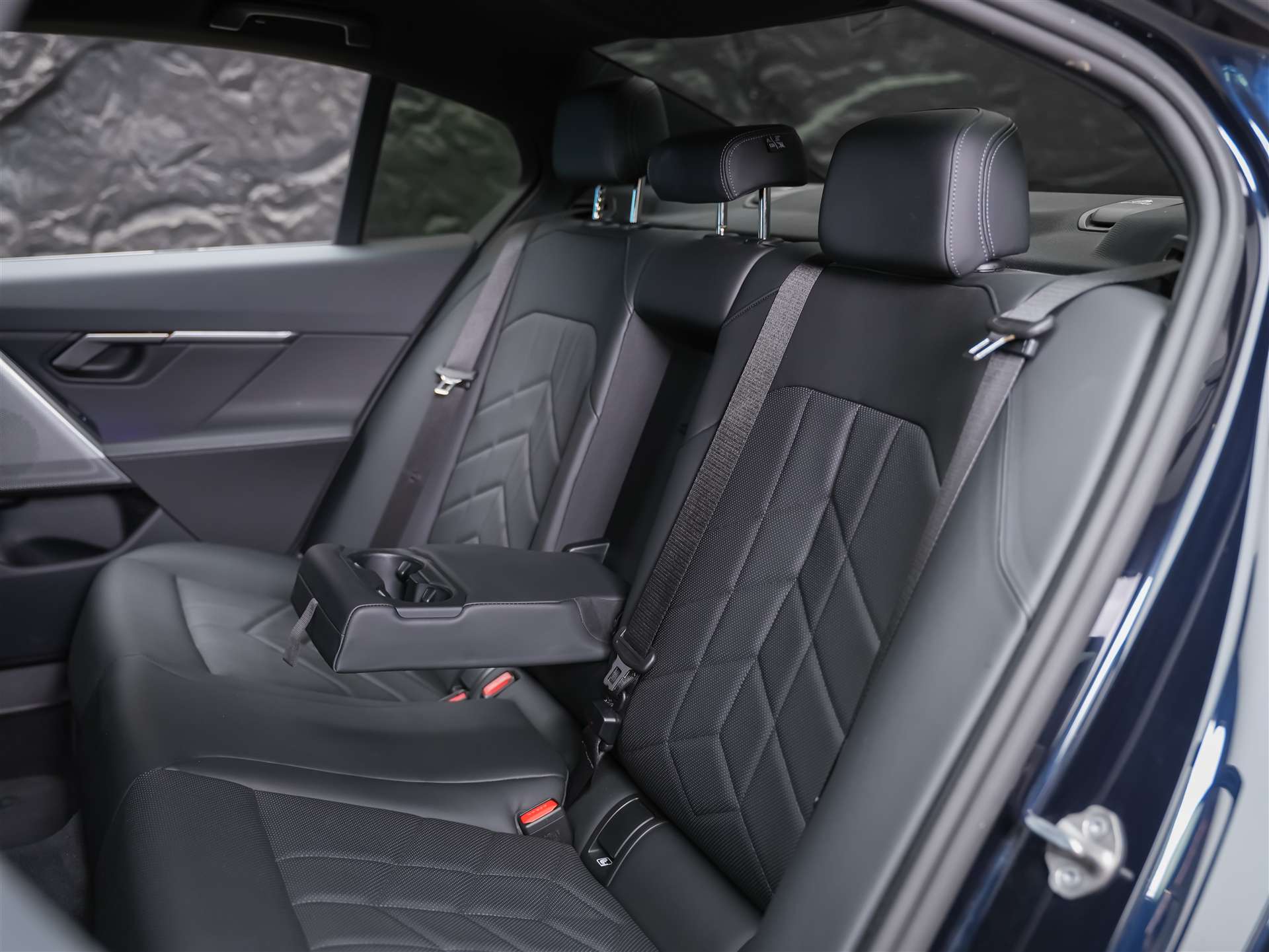 BMW 520i M Sport Steptronic *Werksgarantie*21" Felgen*El. Sitze mit Memory*-image-13