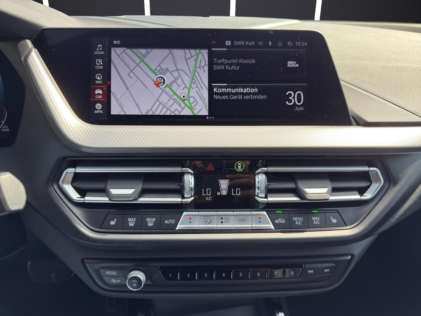 BMW 120d xDrive SAG-image-11