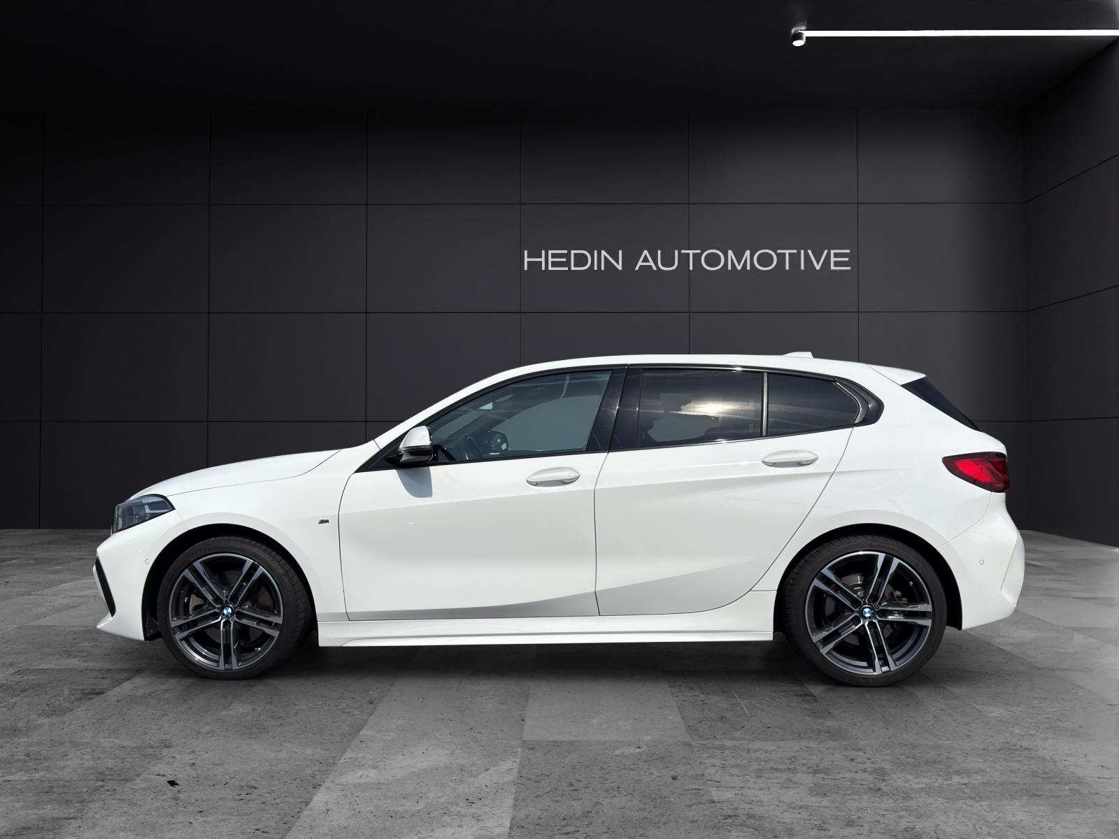 BMW 120d xDrive SAG-showroom-element-2