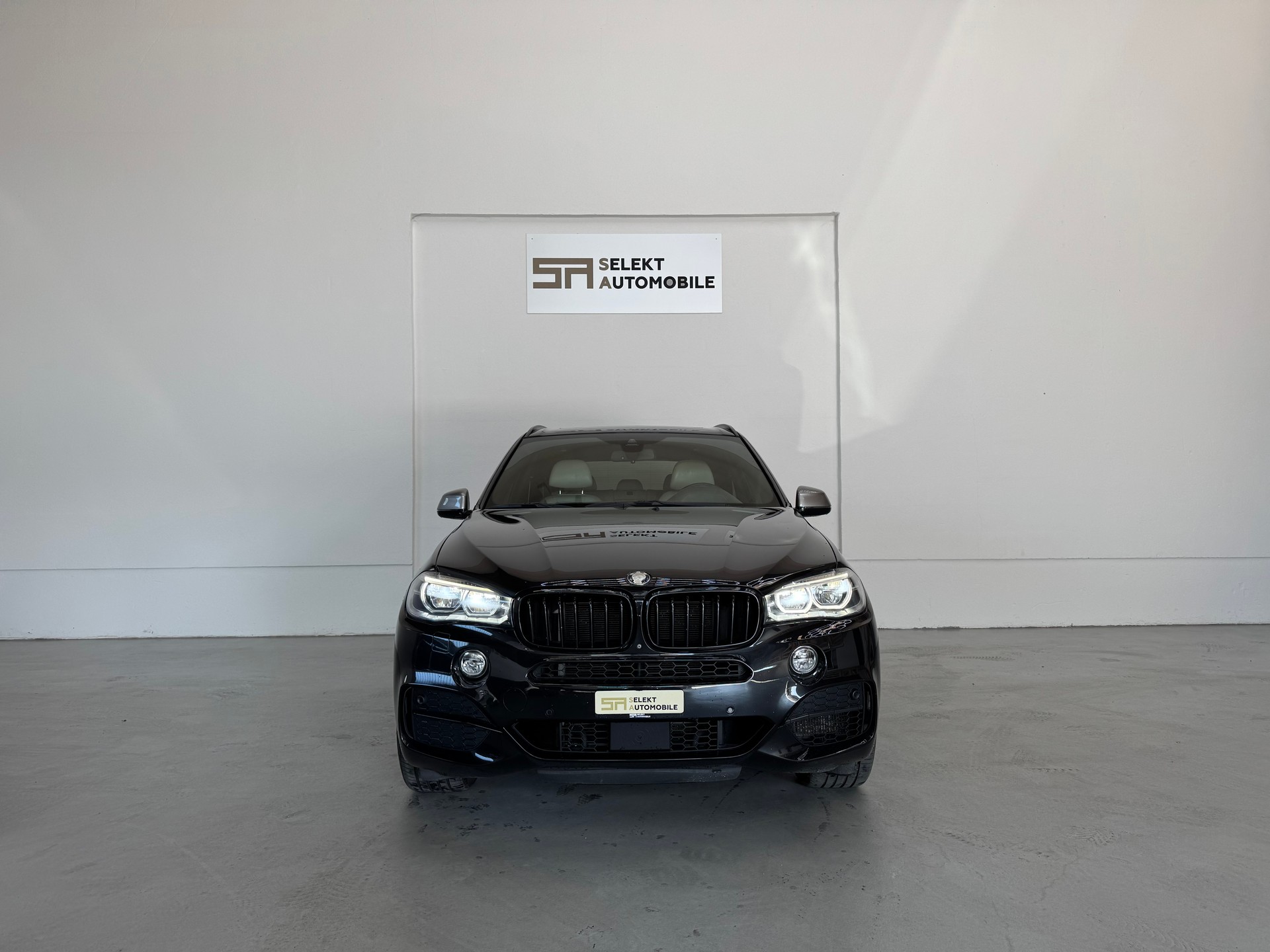 BMW X5 xDrive M50d Steptronic | AHK 3500kg-image-2