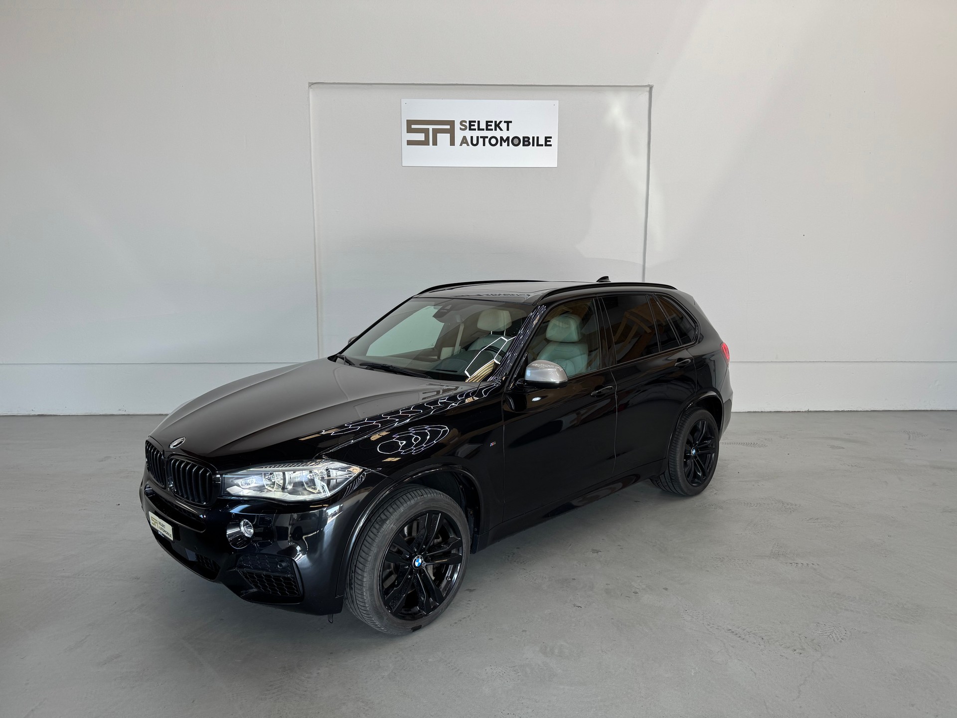 BMW X5 xDrive M50d Steptronic | AHK 3500kg-image-0