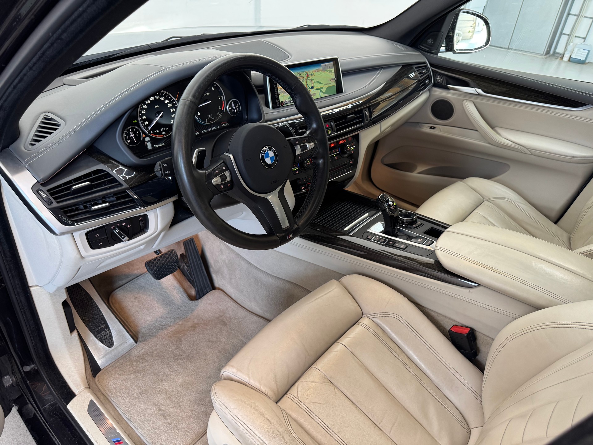 BMW X5 xDrive M50d Steptronic | AHK 3500kg-image-11