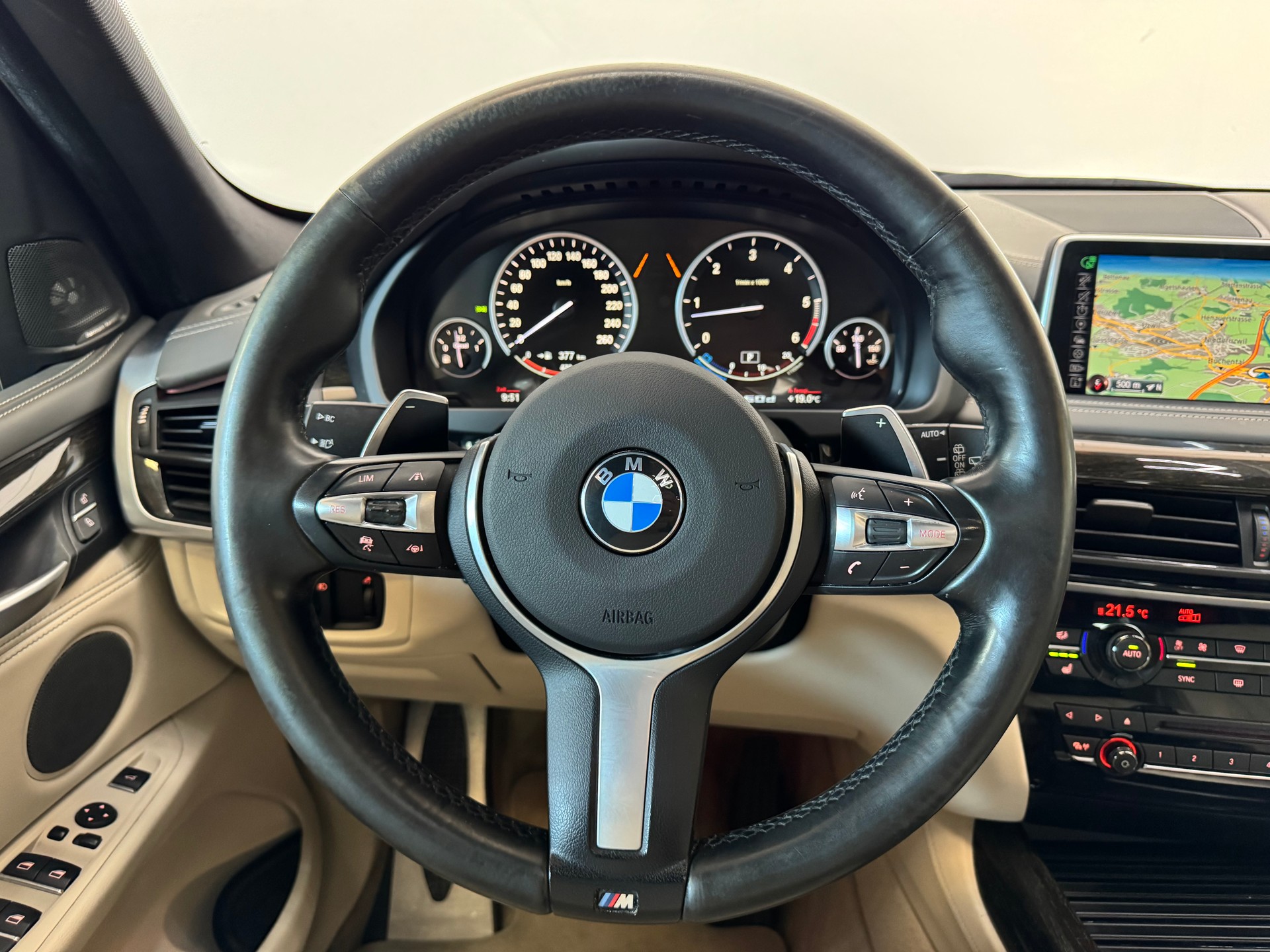 BMW X5 xDrive M50d Steptronic | AHK 3500kg-image-15