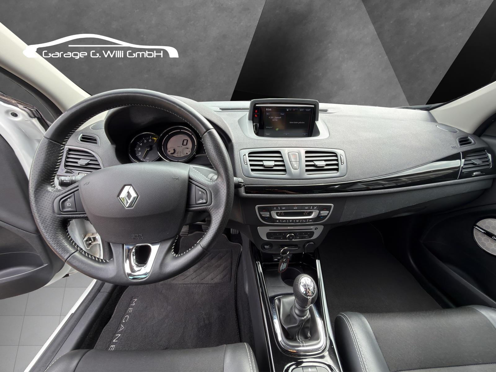 RENAULT Mégane Grandtour 1.2 16V Turbo Bose-image-11