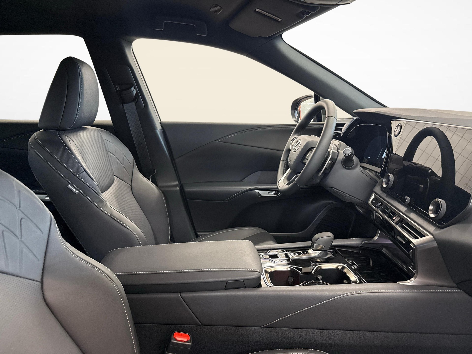 LEXUS RX 450h+ F-Line-image-9