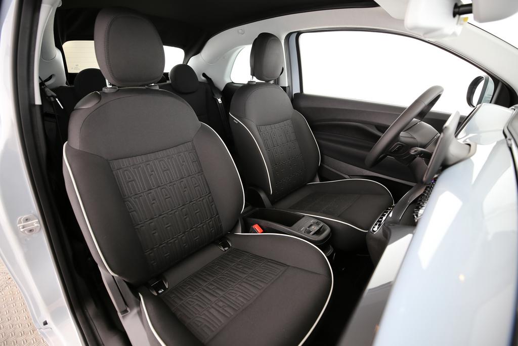 FIAT 500 Cabrio Swiss Edition-image-9