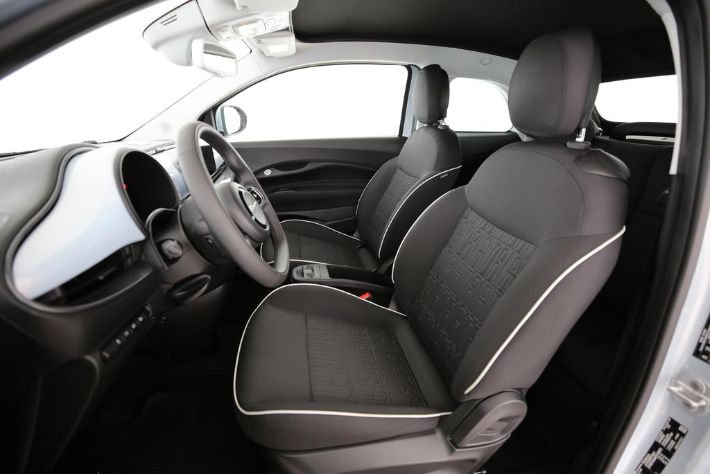 FIAT 500 Cabrio Swiss Edition-image-3