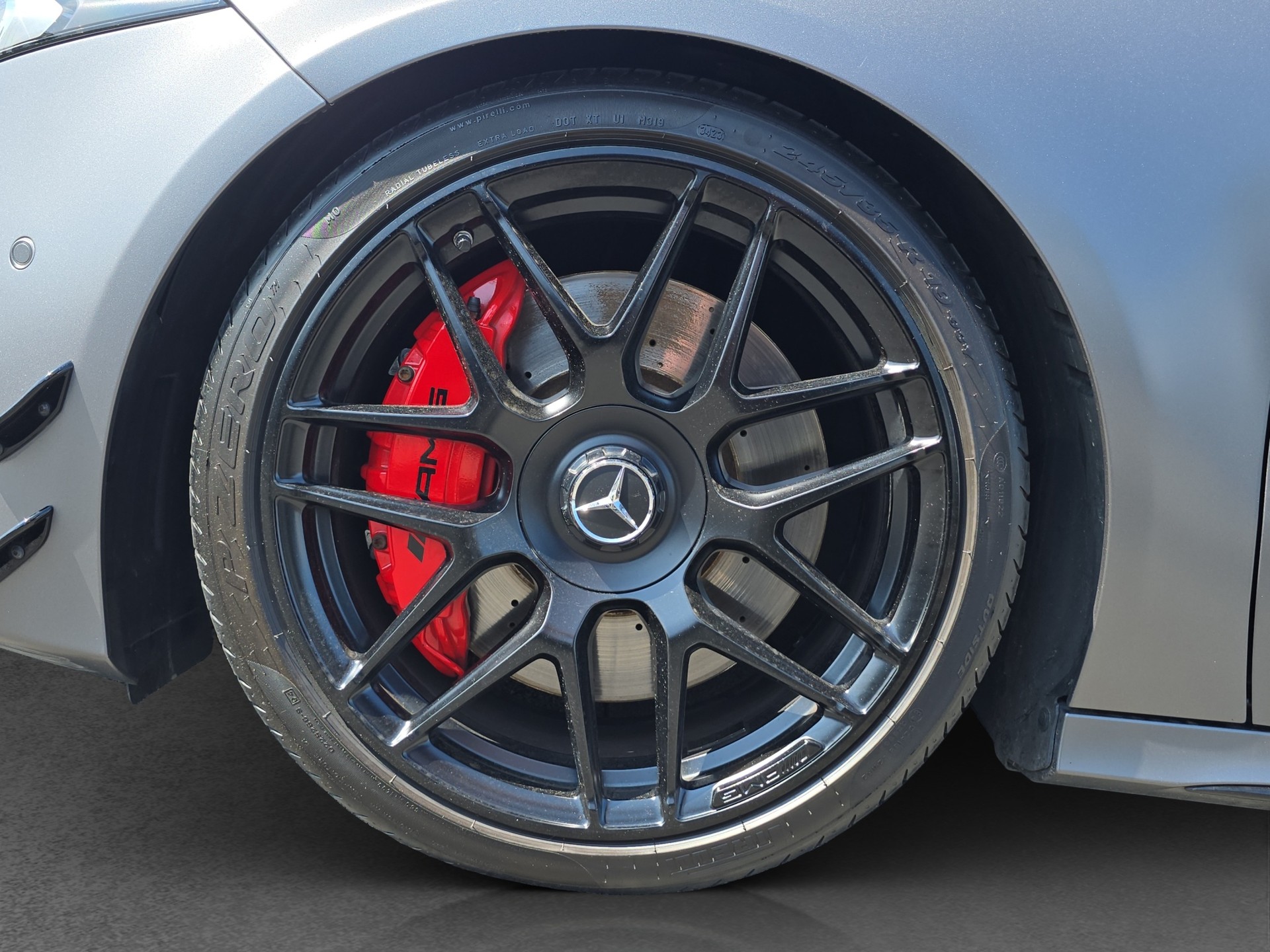MERCEDES-BENZ A 45 S AMG 4Matic+ Speedshift-image-12