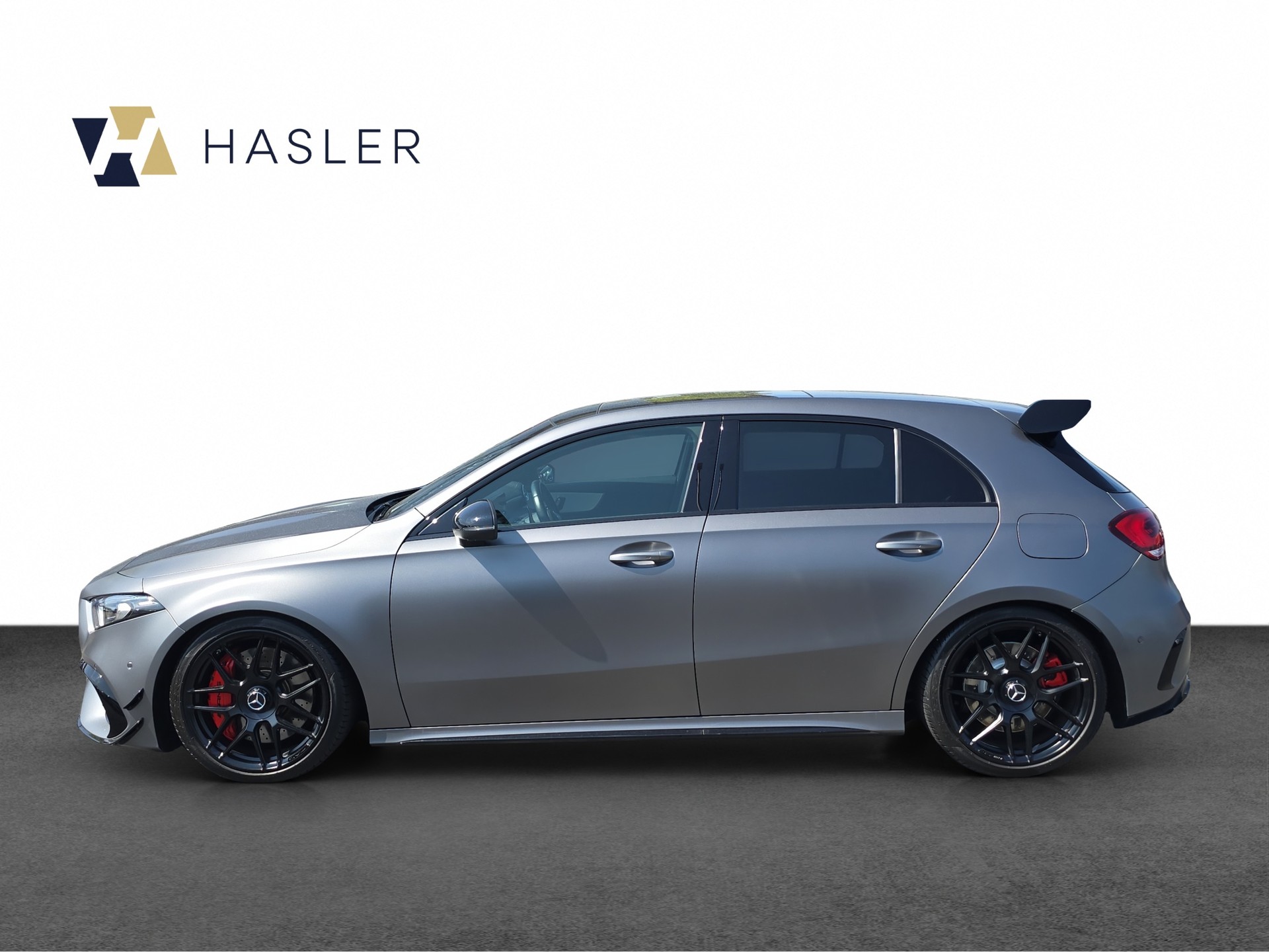 MERCEDES-BENZ A 45 S AMG 4Matic+ Speedshift-showroom-element-2