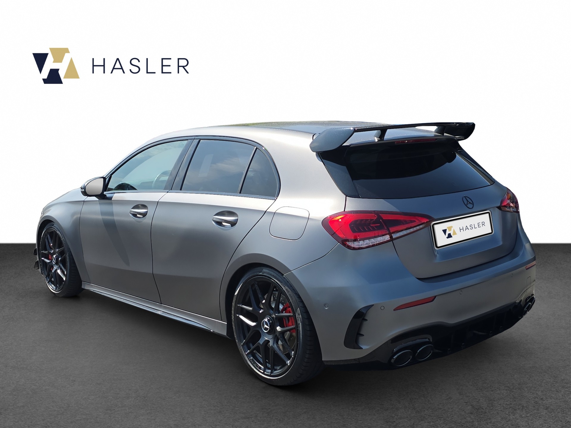 MERCEDES-BENZ A 45 S AMG 4Matic+ Speedshift-showroom-element-3